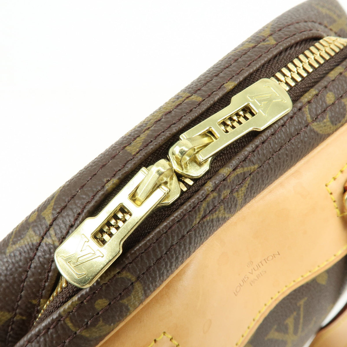 Louis Vuitton Excursion Monogram Canvas Brown Canvas Handbag (Pre-Owned)