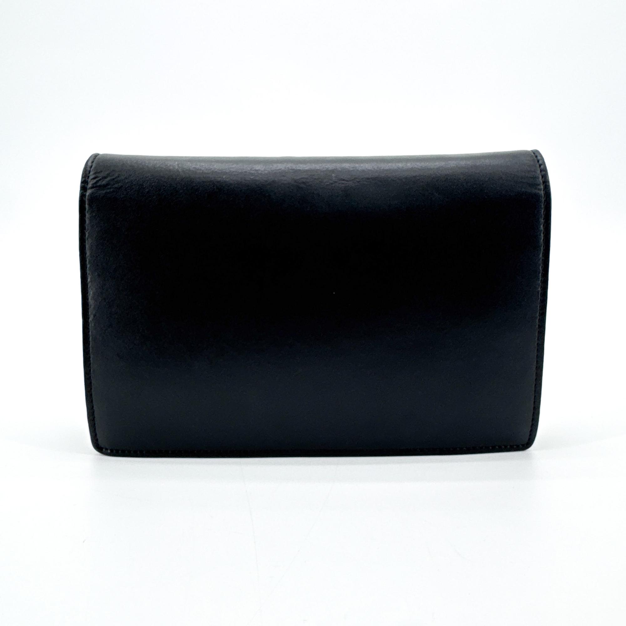 Fendi F Is Fendi Envelope Wallet On Chain Leather Black Leather Clutche & Pouche Bag (Pre-Owned)