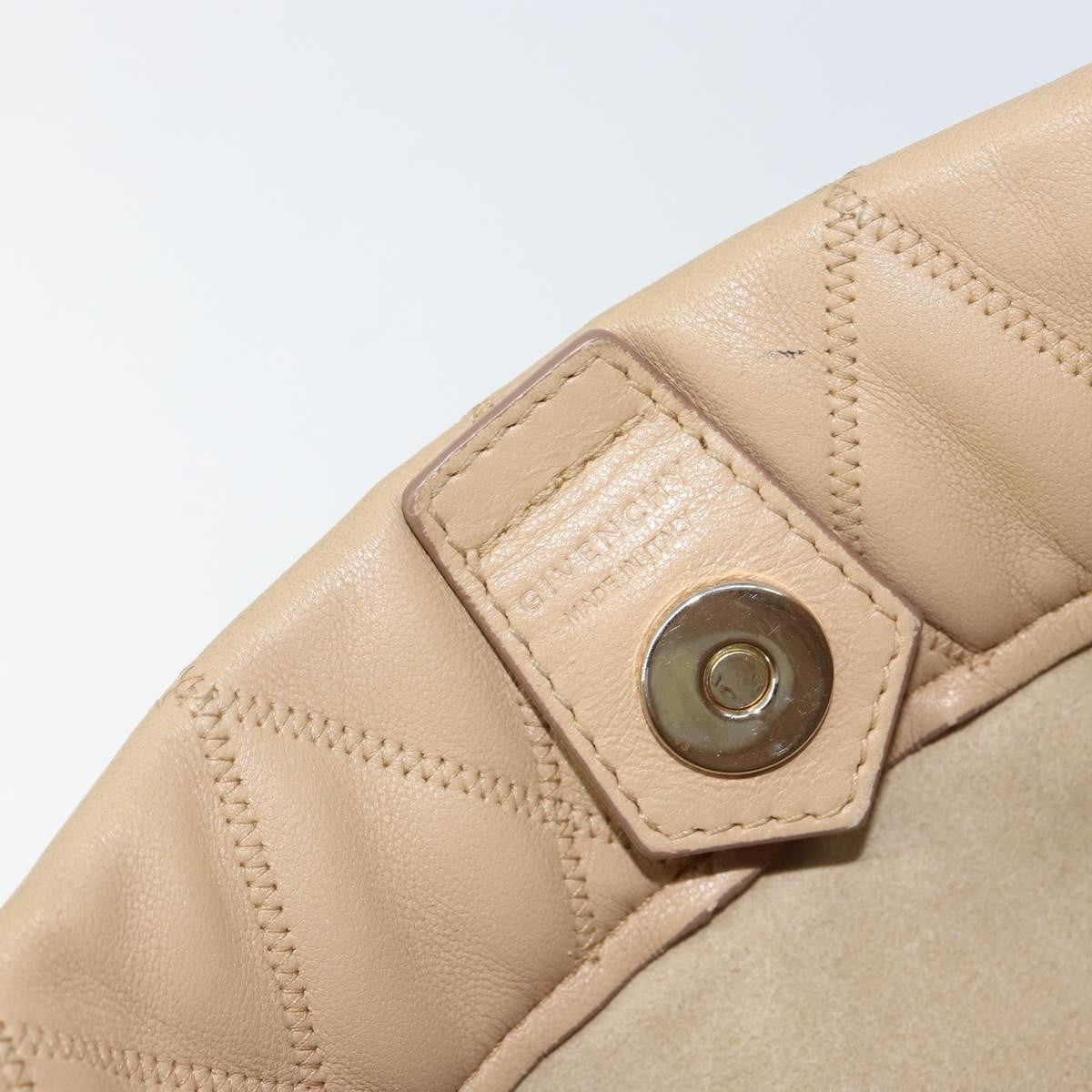 Givenchy Gv Bucket Quilted Leather Beige Leather Shoulder Bag Bag (Pre-Owned)