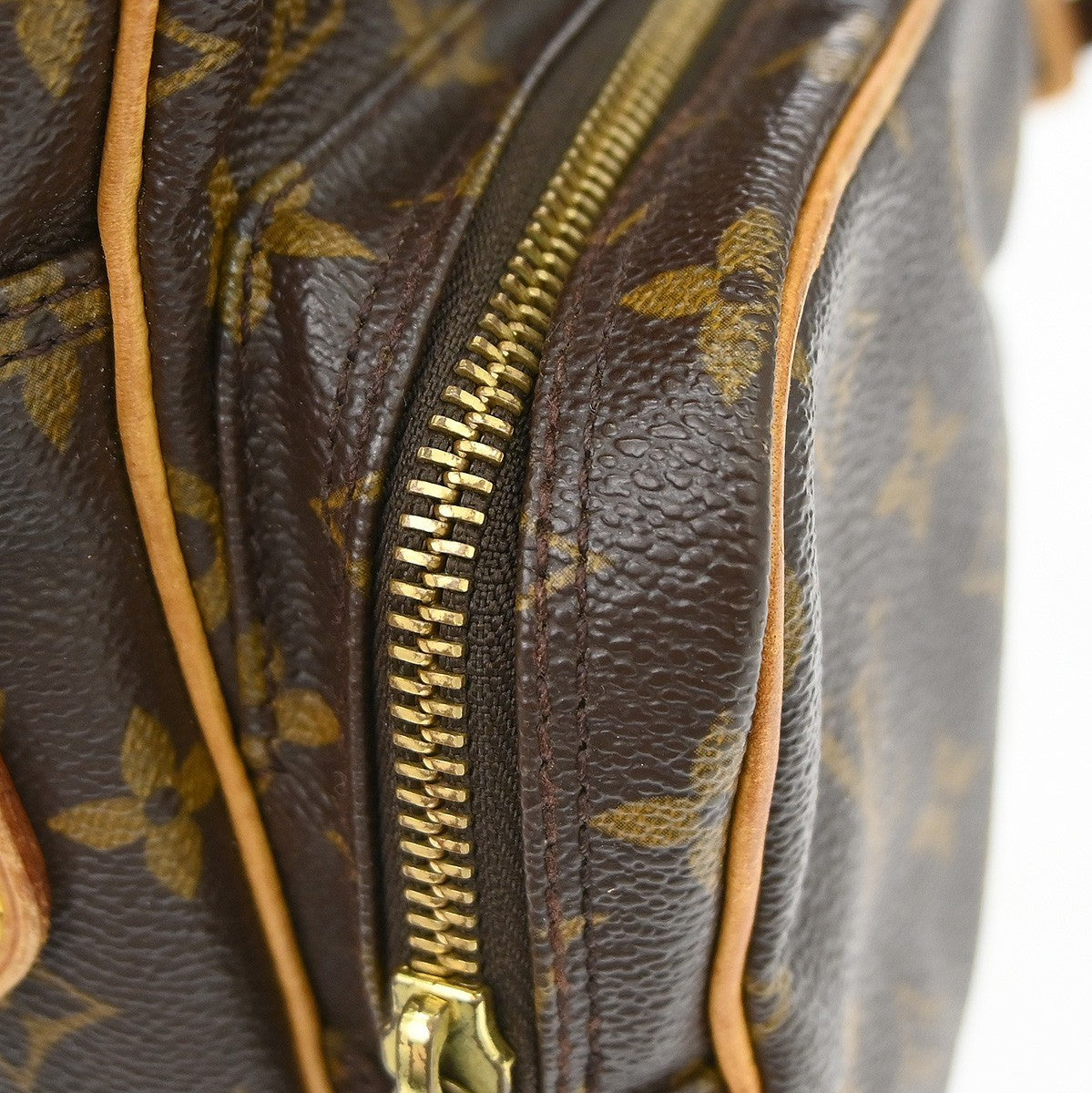 Louis Vuitton Amazone Monogram Canvas Brown Canvas Shoulder Bag Bag (Pre-Owned)
