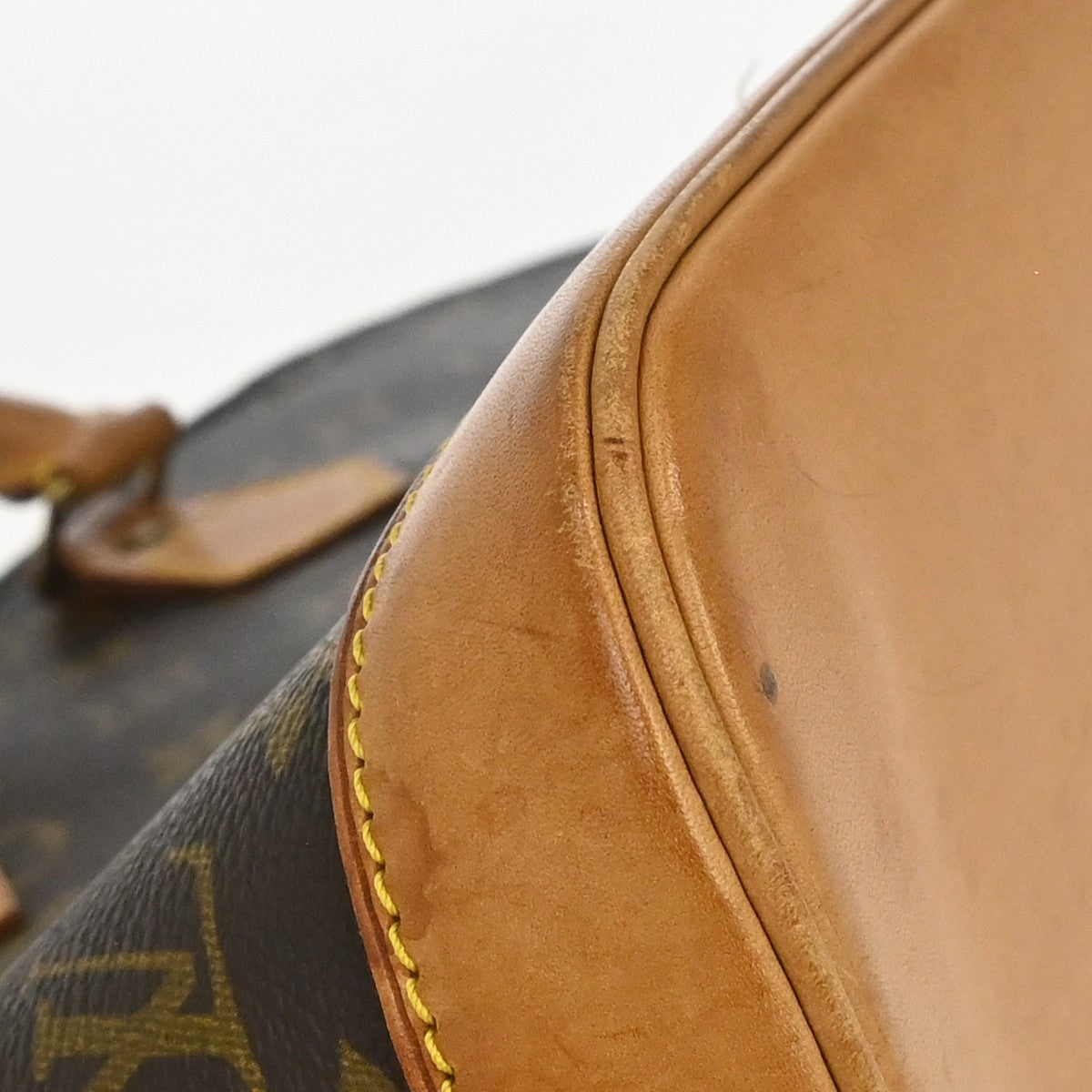 Louis Vuitton Alma Monogram Brown Canvas Handbag (Pre-Owned)