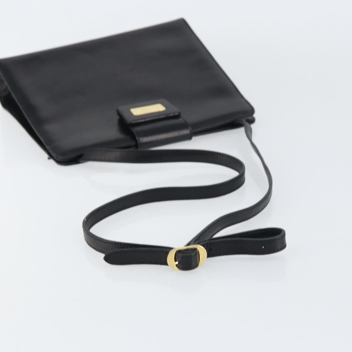 Salvatore Ferragamo Vintage Leather Black Leather Shoulder Bag Bag (Pre-Owned)
