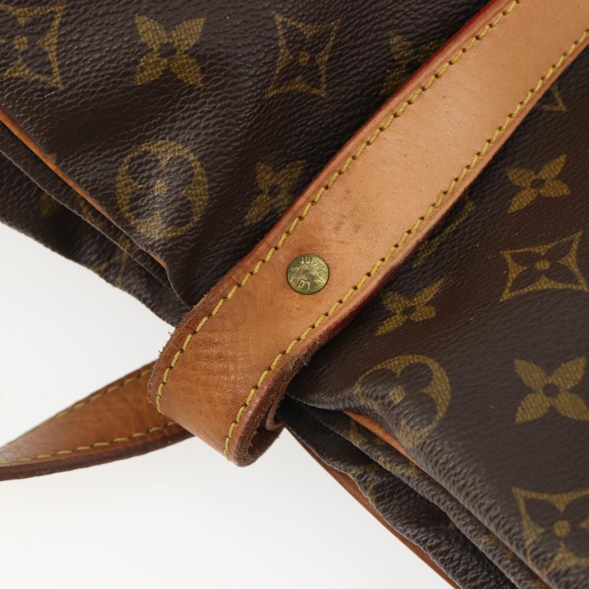 Louis Vuitton Saumur Monogram Canvas Brown Canvas Shoulder Bag Bag (Pre-Owned)