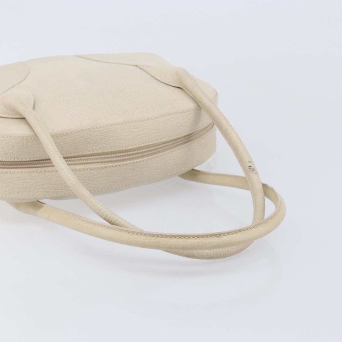 Loewe Tote Leather White Leather Tote Bag Bag (Pre-Owned)