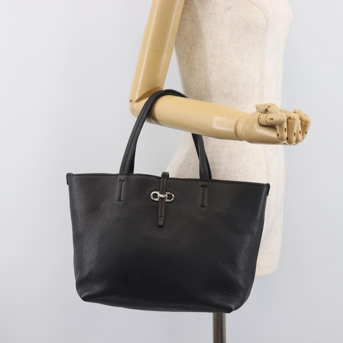 Salvatore Ferragamo Gancini Leather Black Leather Handbag (Pre-Owned)