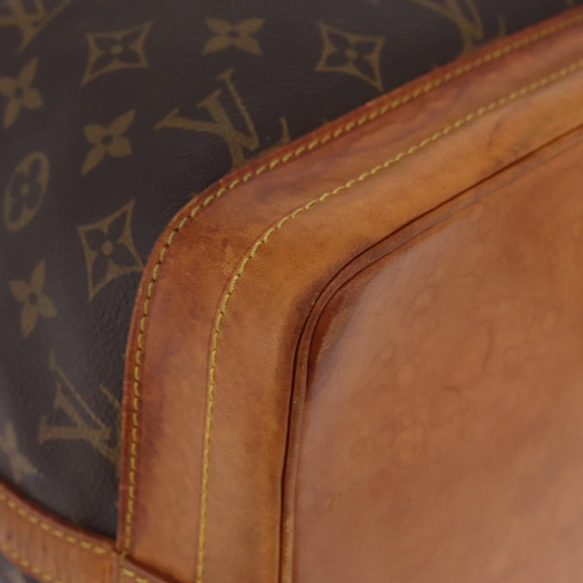 Louis Vuitton Noe Monogram Canvas Brown Canvas Shoulder Bag Bag (Pre-Owned)
