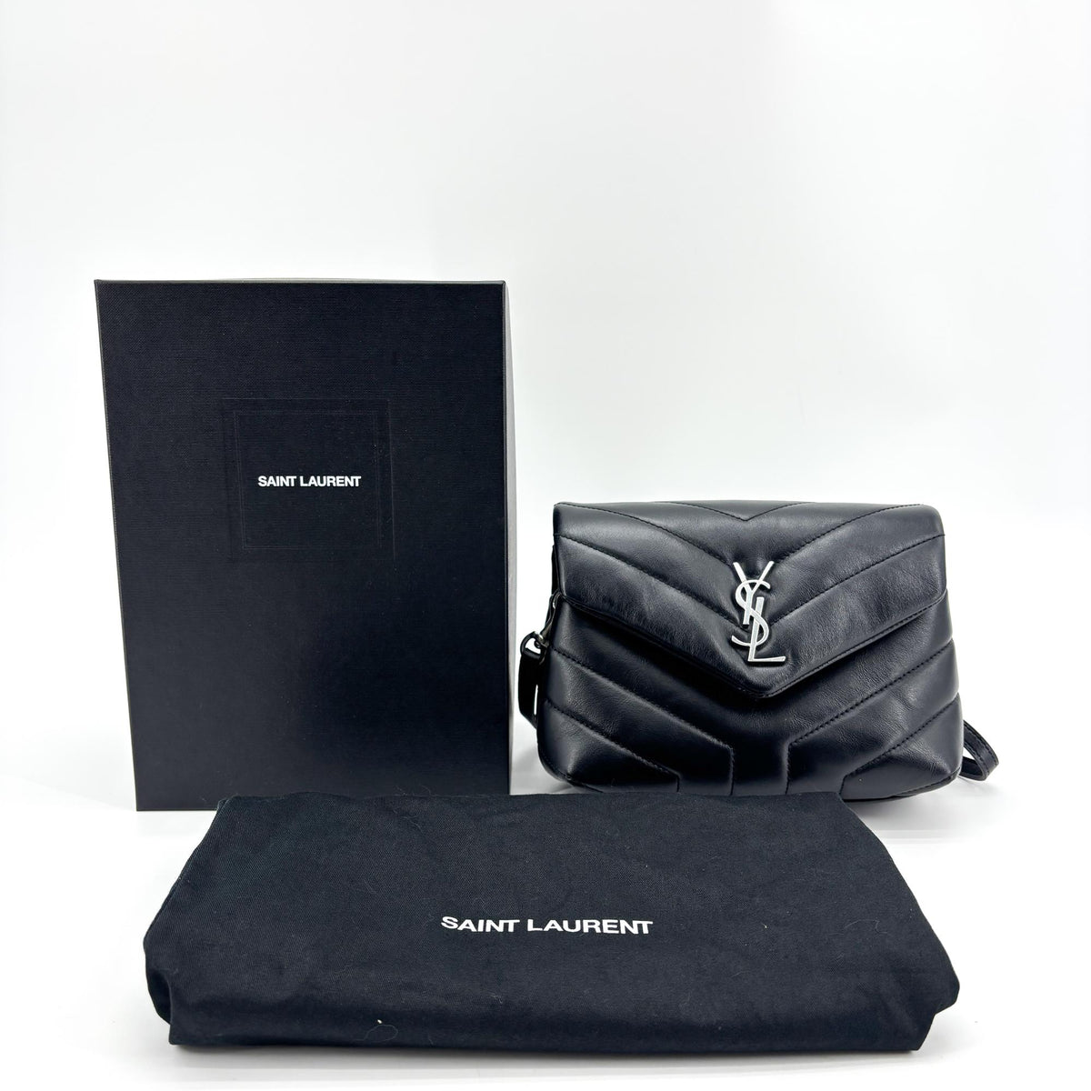 Saint Laurent Loulou Matelasse Chevron Leather Black Leather Shoulder Bag Bag (Pre-Owned)