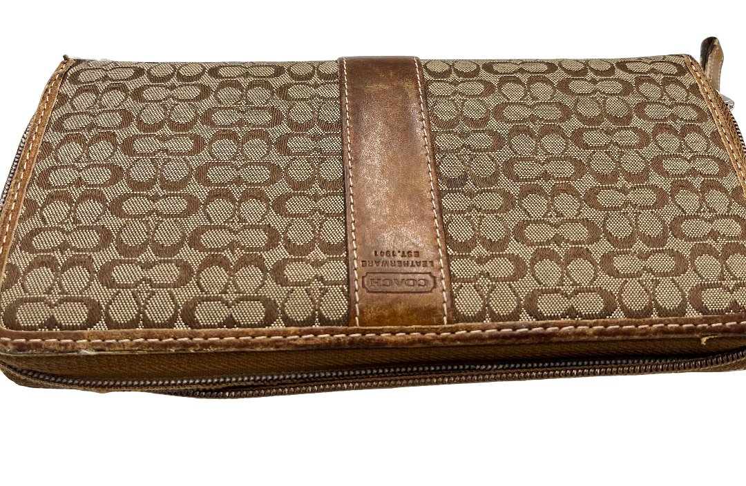 Coach Tabby Beige Beige Canvas Wallets Accessory (Pre-Owned)