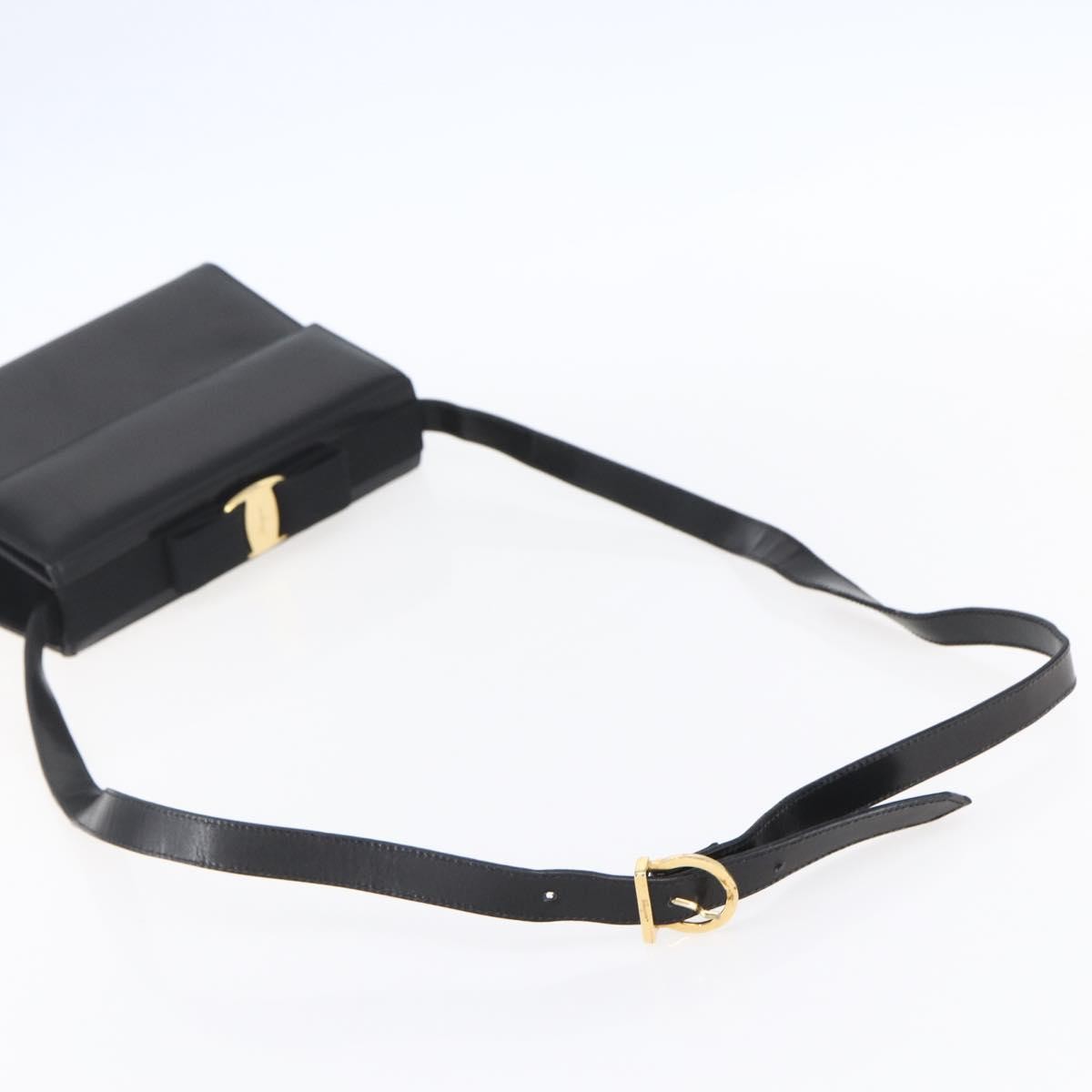 Salvatore Ferragamo Vala Leather Black Leather Shoulder Bag Bag (Pre-Owned)