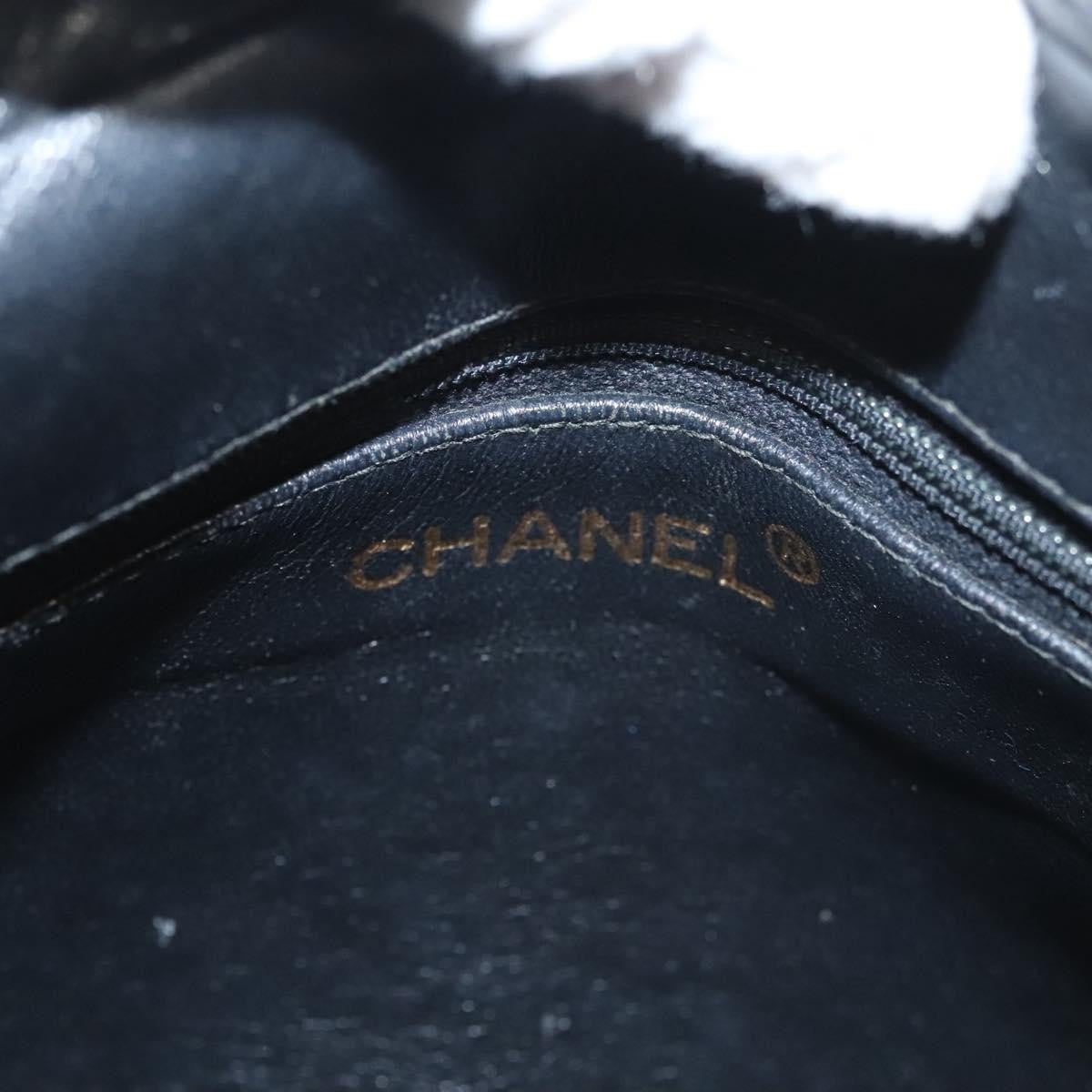 Chanel Vintage Front Pocket Camera Canvas White Canvas Shoulder Bag Bag (Pre-Owned)