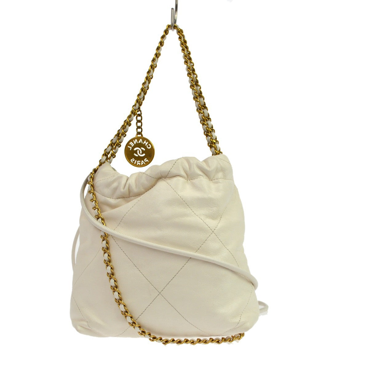 Chanel 22 Chain Hobo Quilted Shaded Calfskin White Leather Shoulder Bag Bag (Pre-Owned)