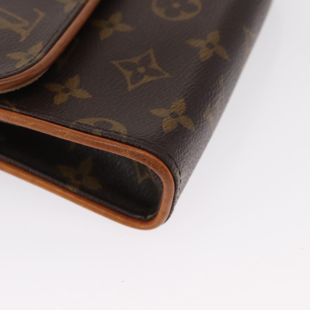 Louis Vuitton Florentine Waist Monogram Canvas Brown Canvas Handbag (Pre-Owned)