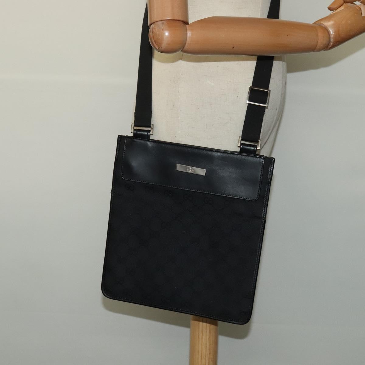 Gucci Gg Canvas Black Canvas Shoulder Bag (Pre-Owned)