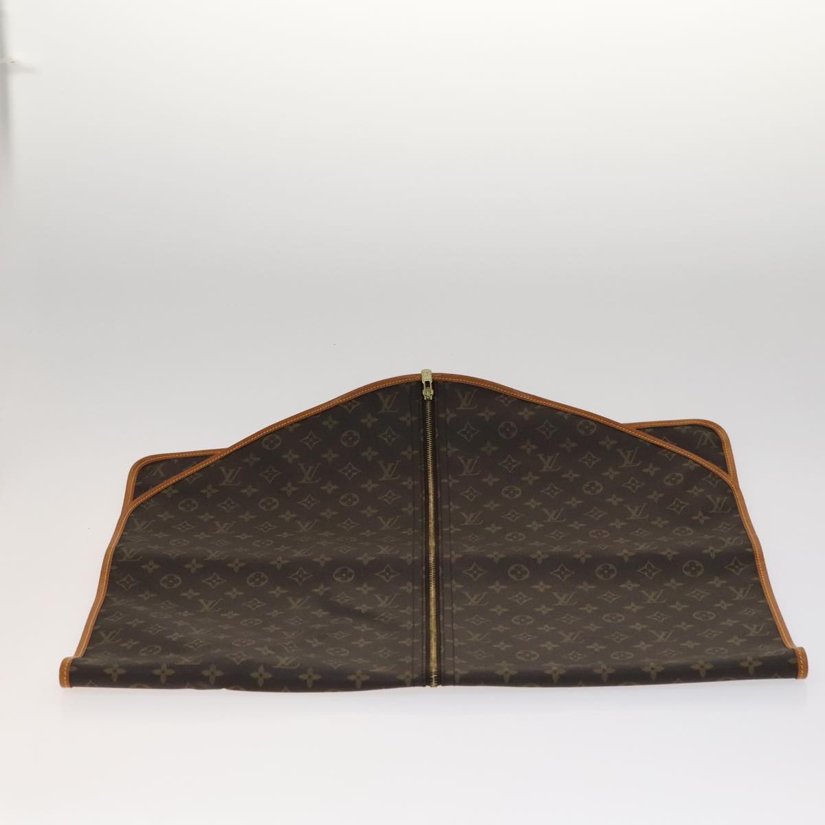 Louis Vuitton Garment Brown Canvas Travel Bag (Pre-Owned)