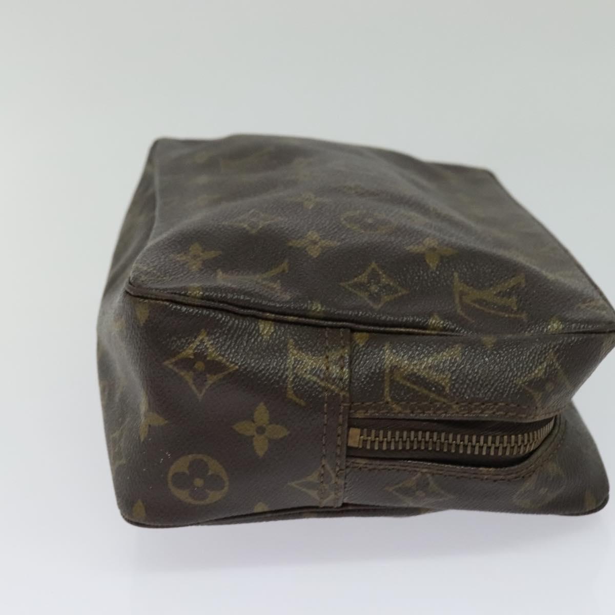 Louis Vuitton Trousse Toilette 28 Brown Canvas Clutch Bag (Pre-Owned)