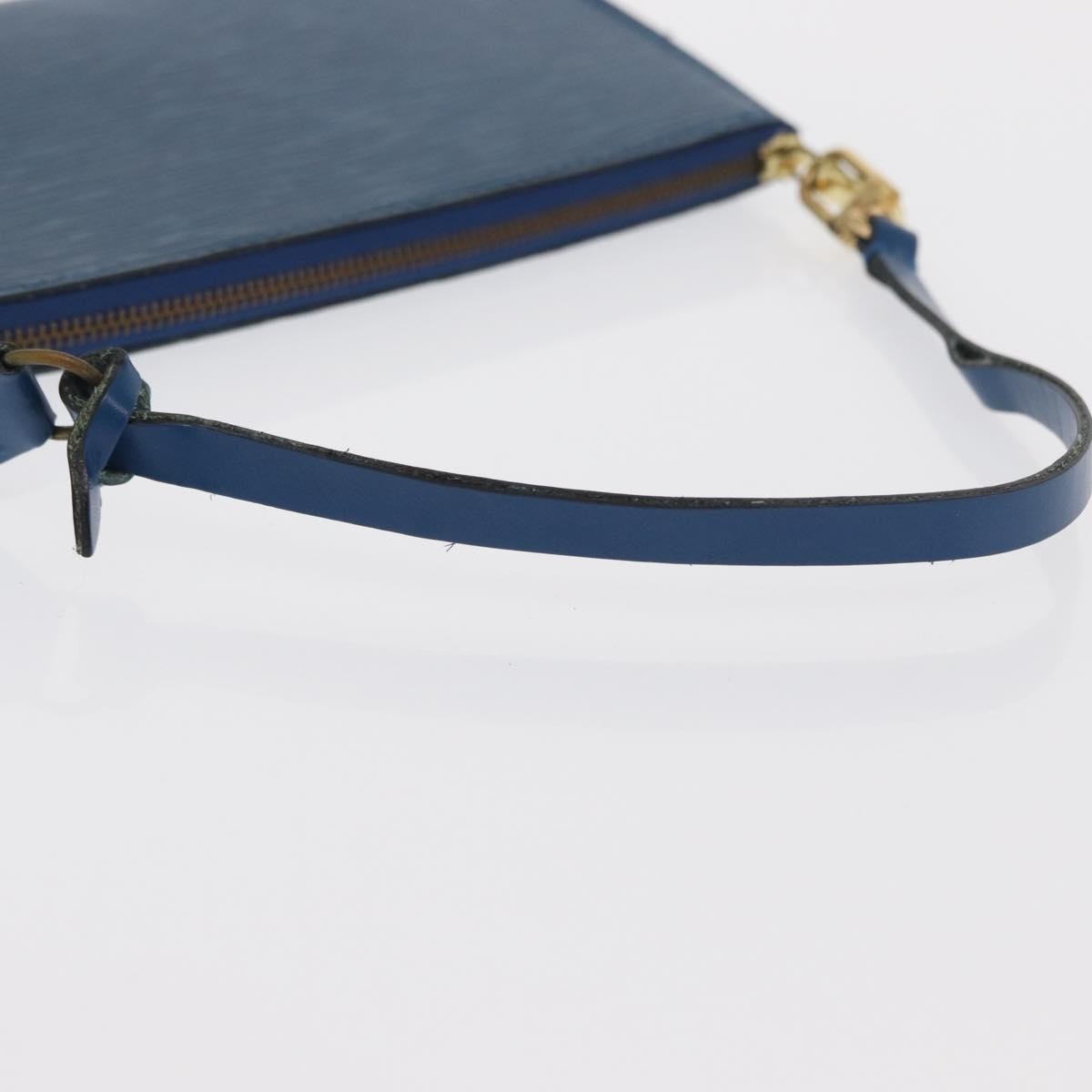 Louis Vuitton Pochette Accessoires Epi Leather Blue Leather Clutche & Pouche Bag (Pre-Owned)