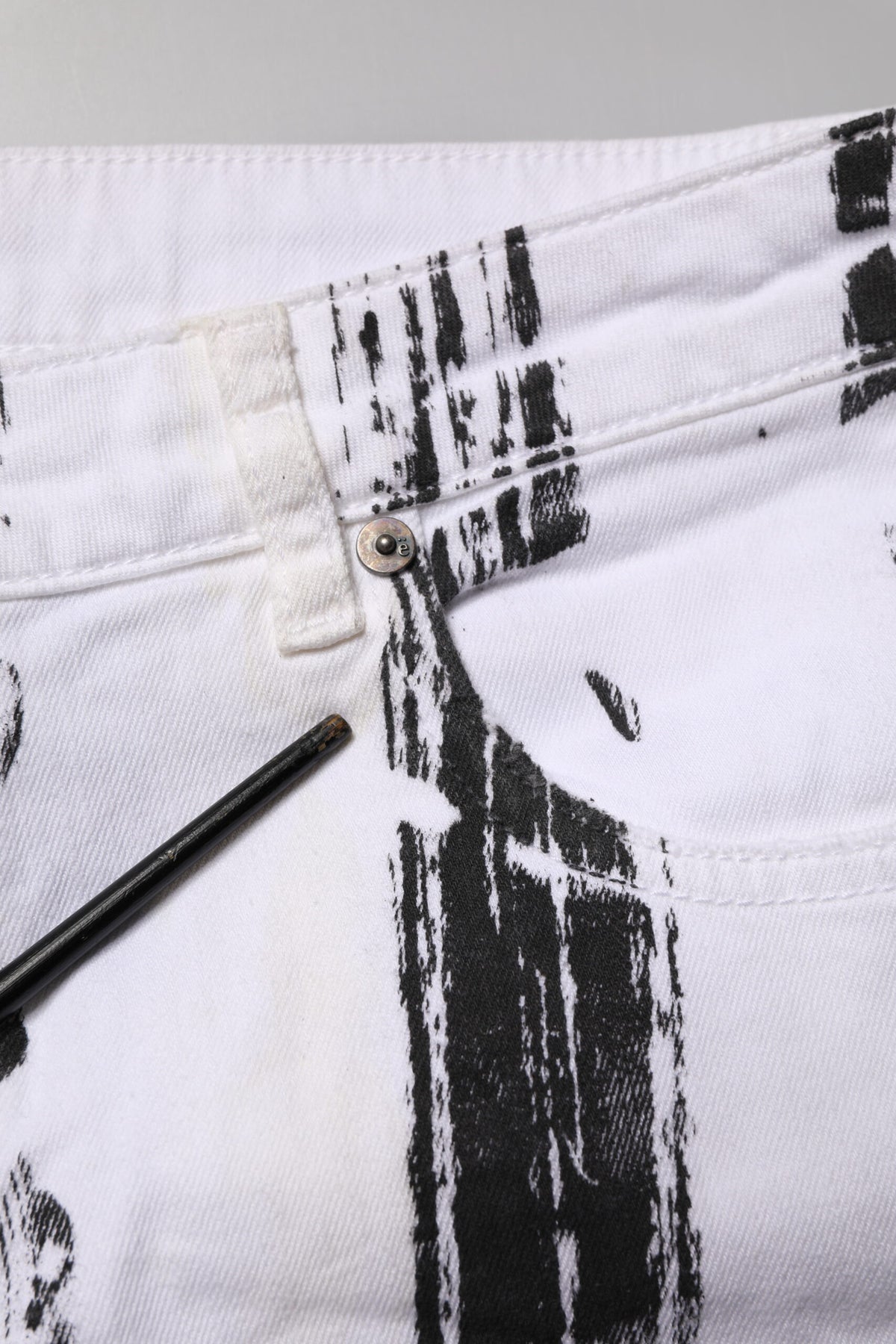 Gaelle Paris Black White Stripes Mid Waist Cropped Capri Women's Jeans (Pre-Owned)