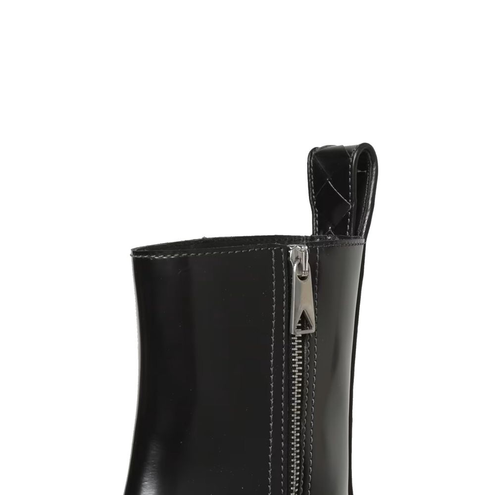 Bottega Veneta Black Calfskin Chelsea Men's Boots