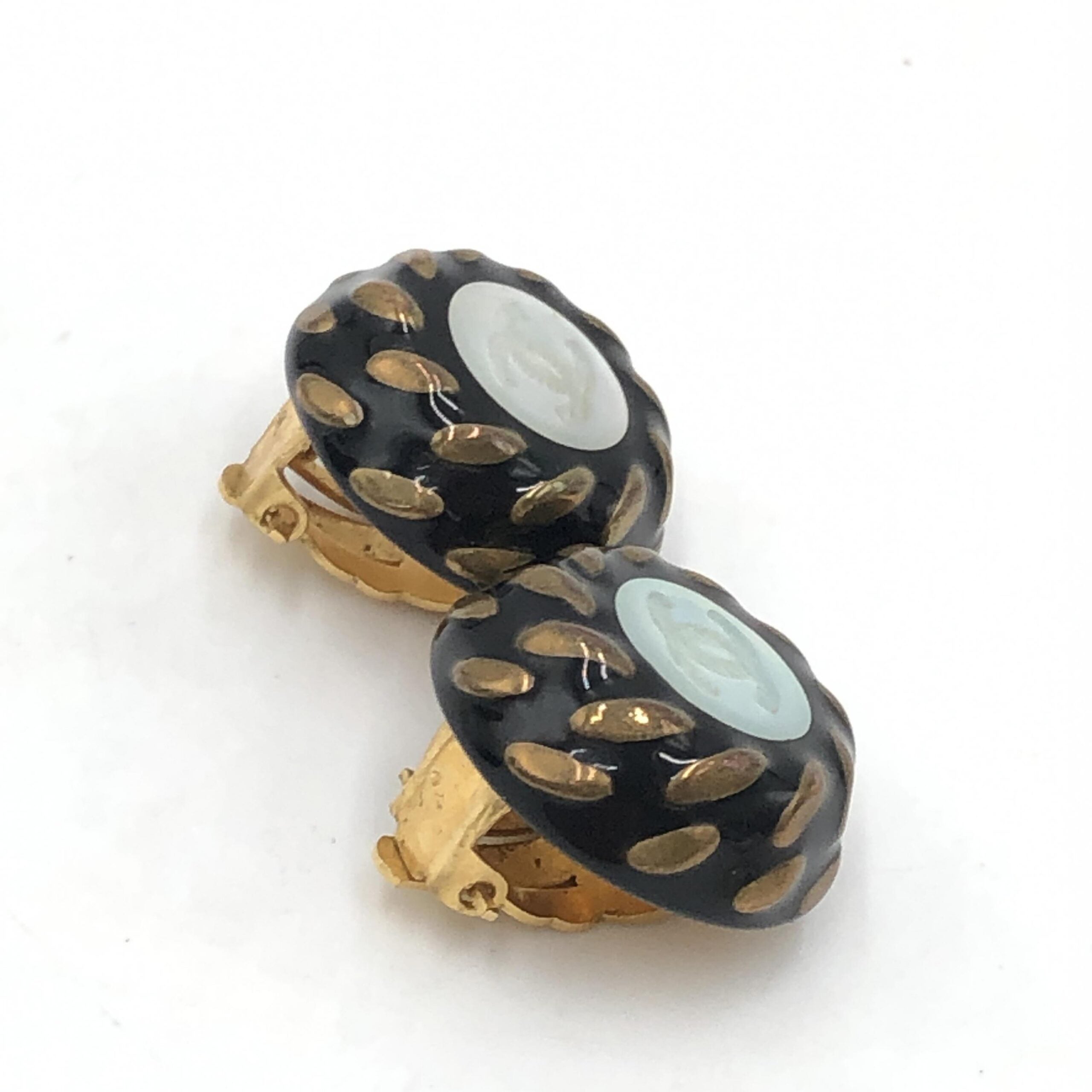 Chanel CC Button Clip-On Women's Earrings (Pre-Owned)