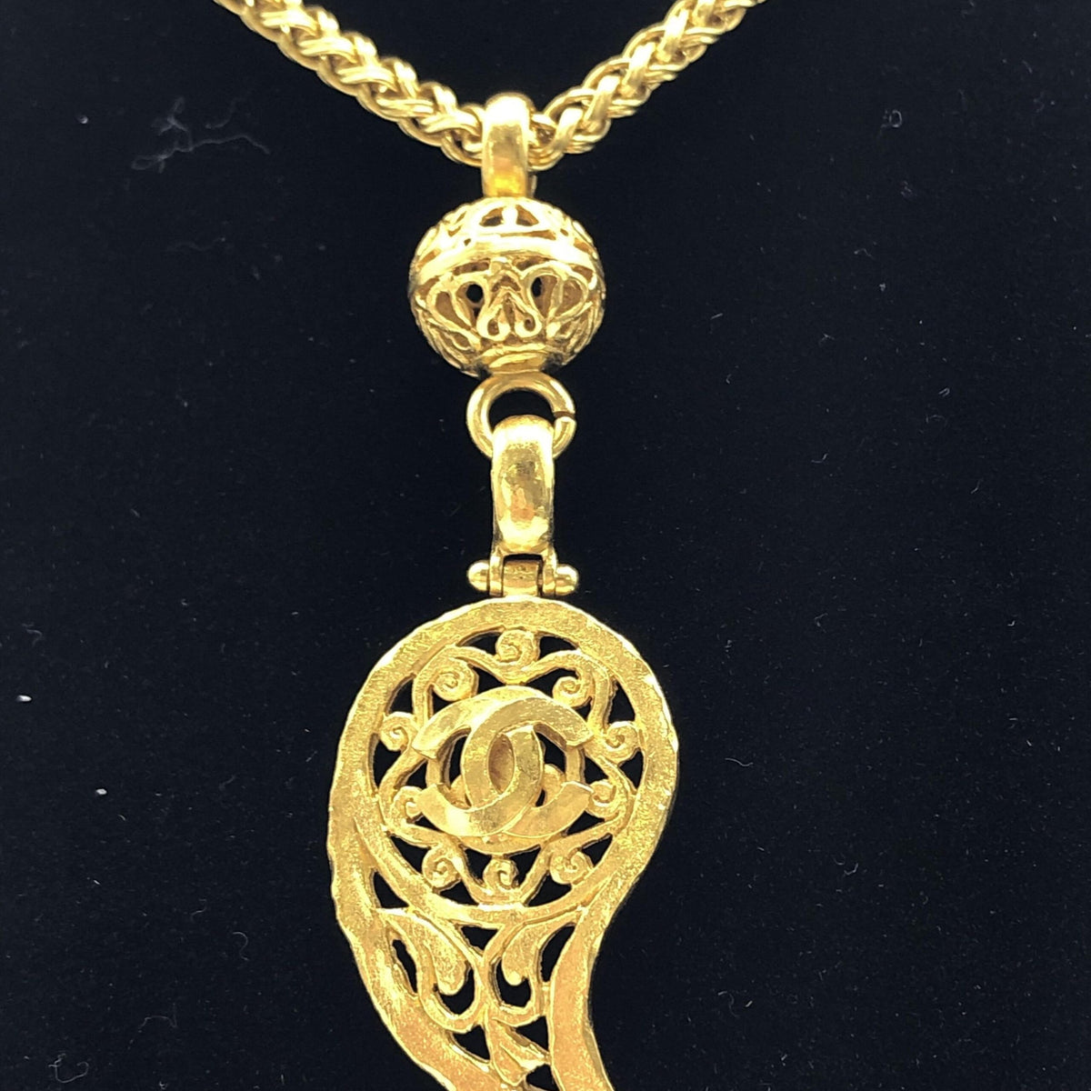 Chanel Gold Plated Coco Mark Women's Necklace (Pre-Owned)
