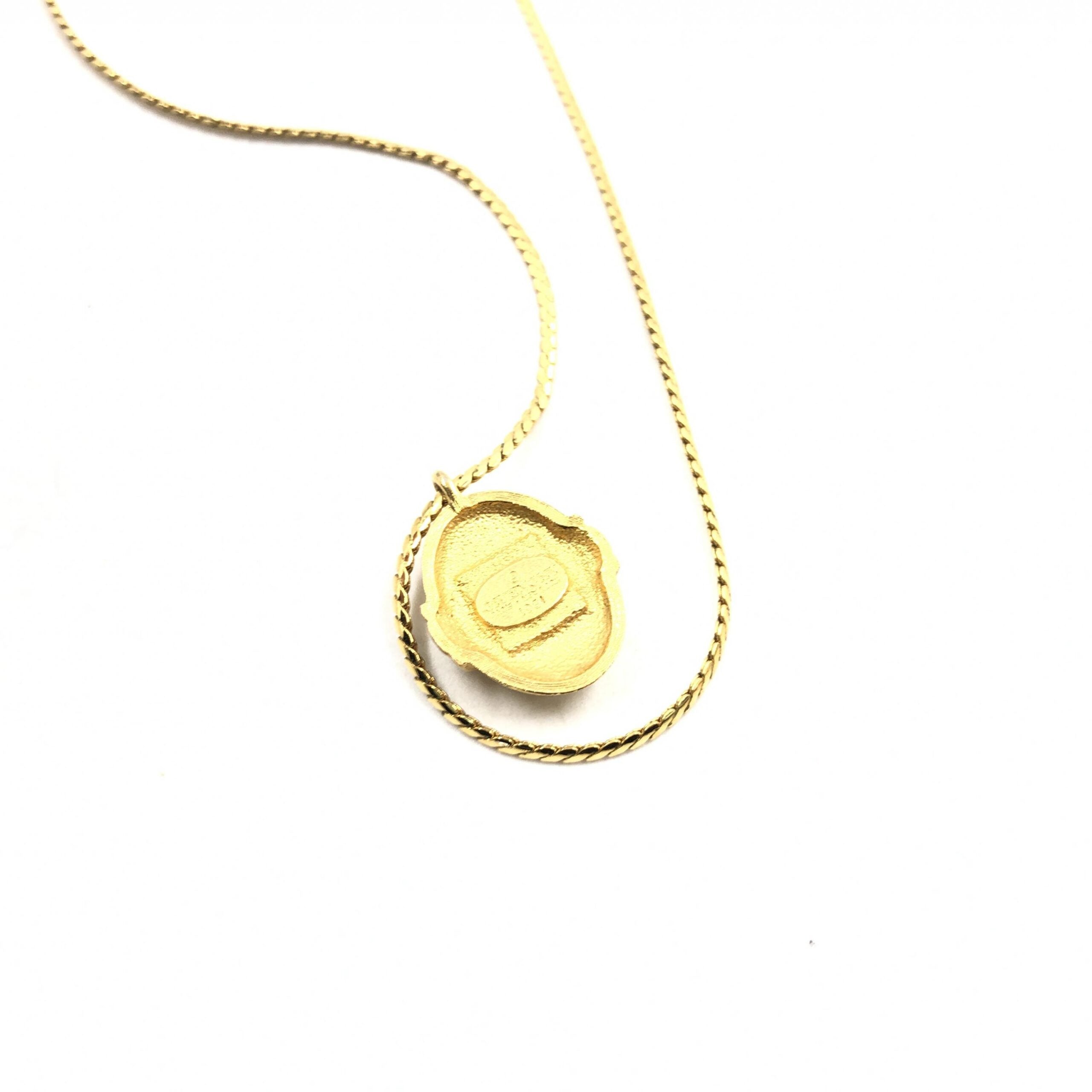 Givenchy Givenchy Pendant Women's Necklace (Pre-Owned)
