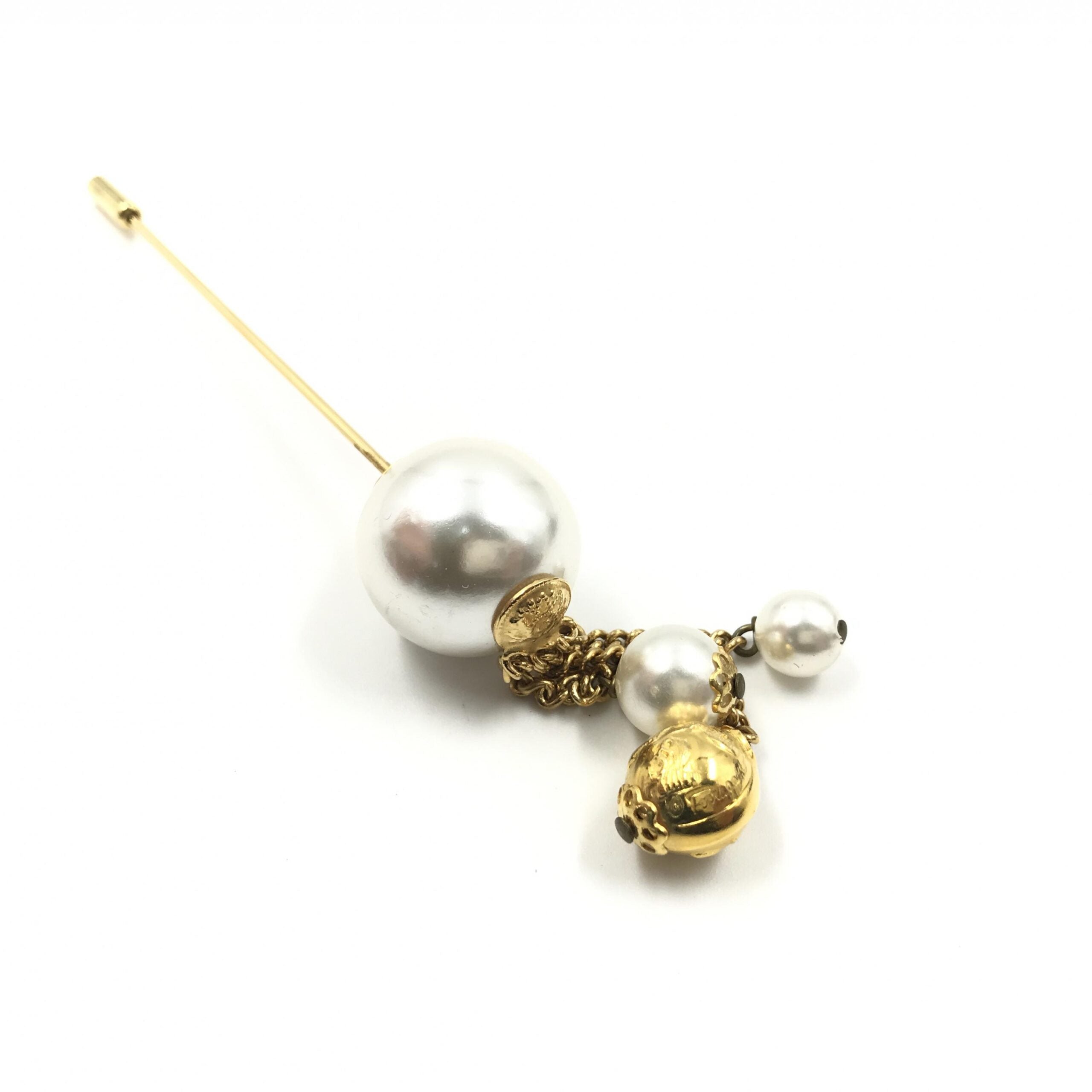 Salvatore Ferragamo Pin Brooch, Pearl Style, Women's Box (Pre-Owned)