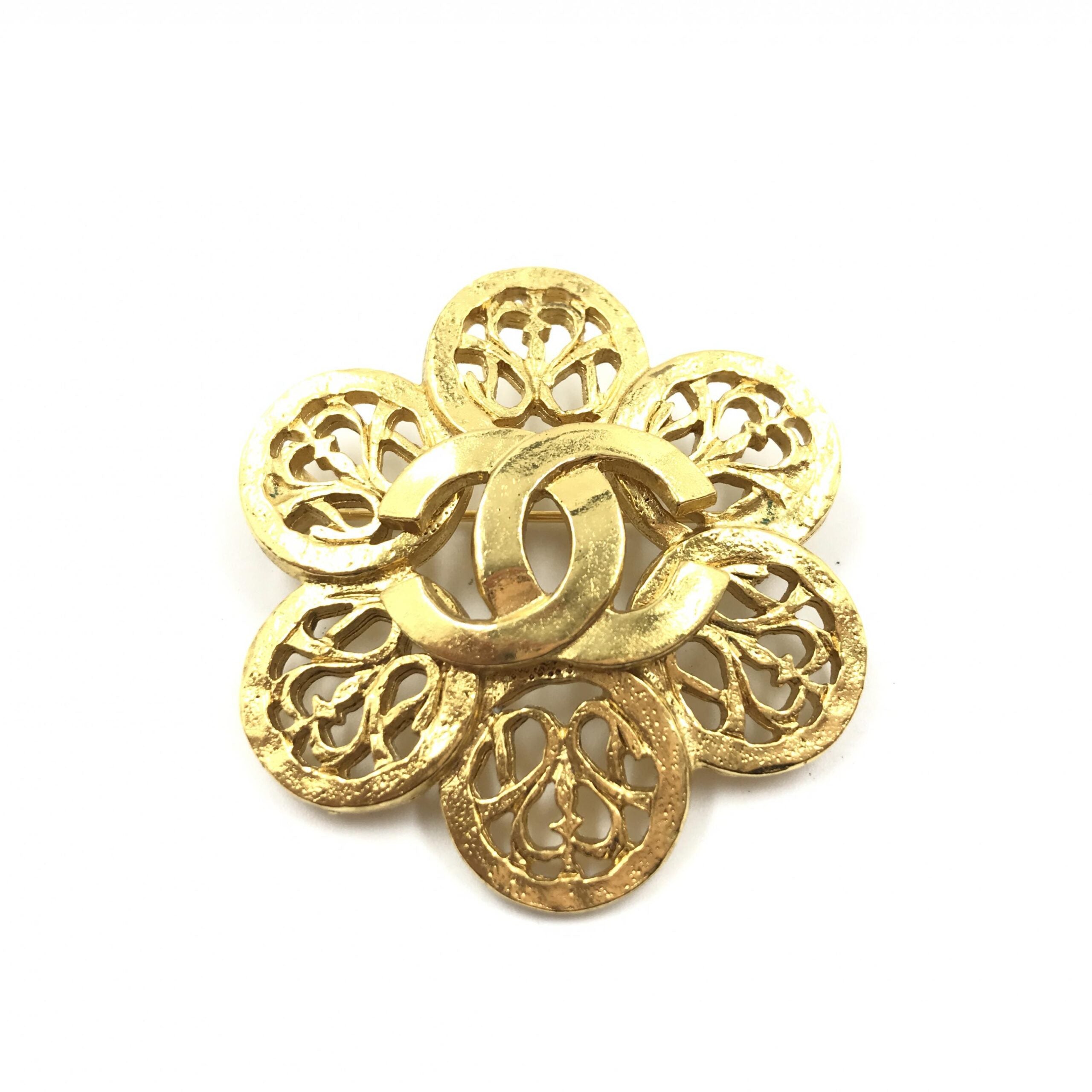 Chanel Chanel Costume Jewlery Vintage Brooch Coco Women's Medallian (Pre-Owned)