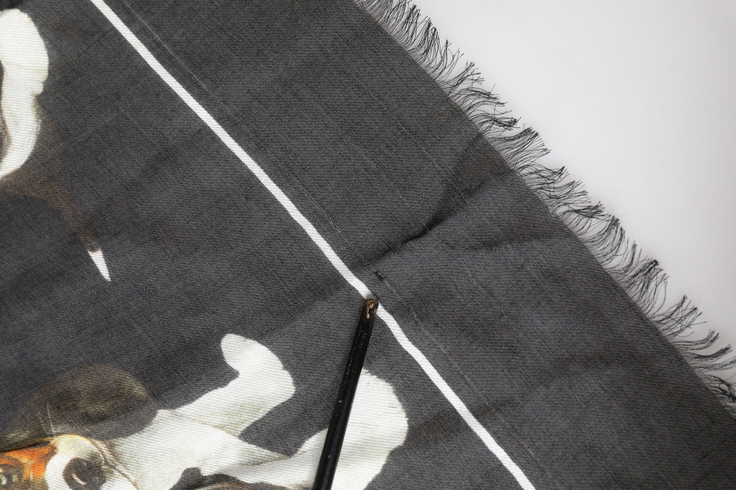 Dolce & Gabbana Black Modal Wool Dog Print Fringed 178cm x 64cm Men's Scarf (Pre-Owned)