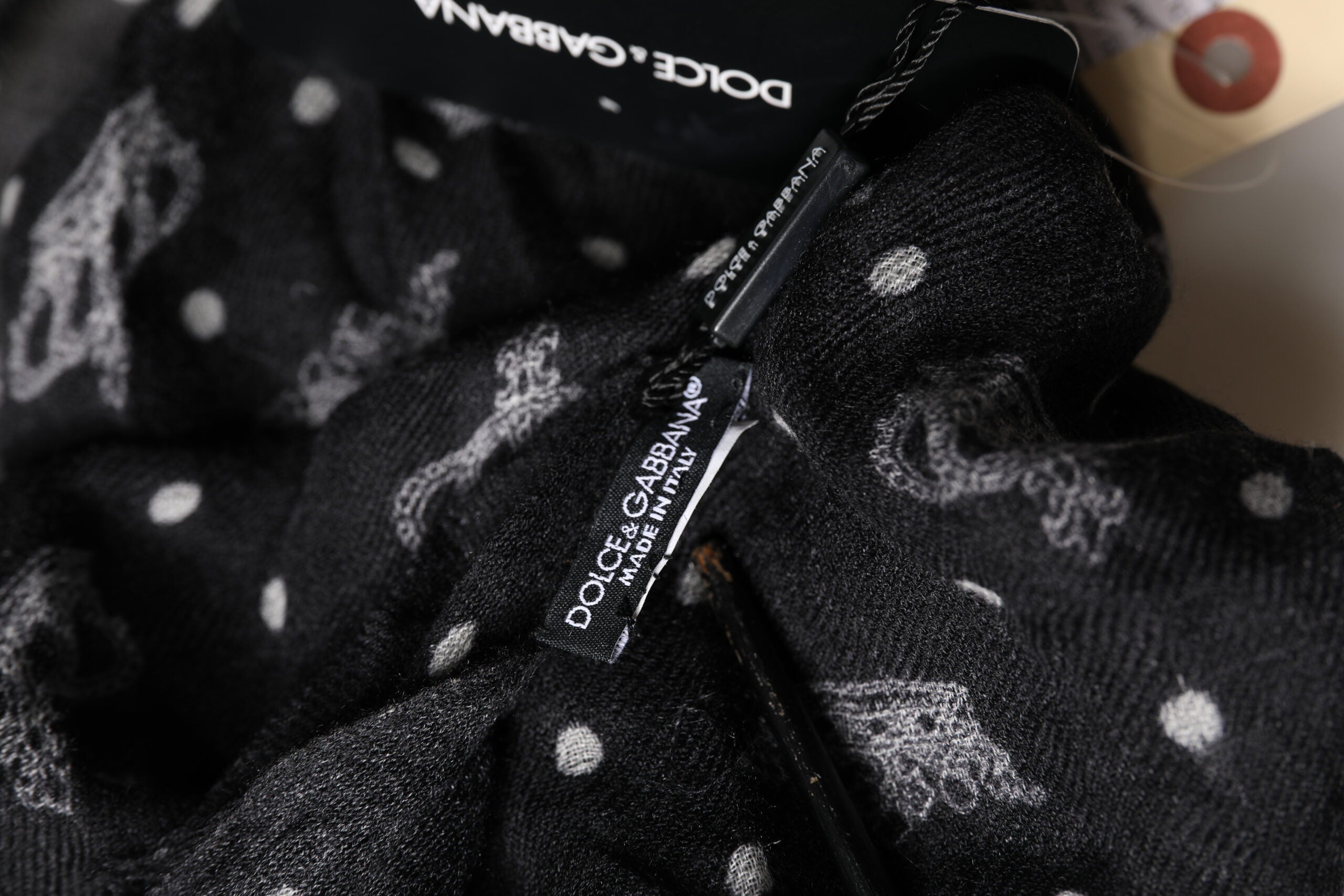 Dolce & Gabbana Black Wool Crown Print Fringe Neck Wrap 180cm x 65cm Men's Scarf (Pre-Owned)