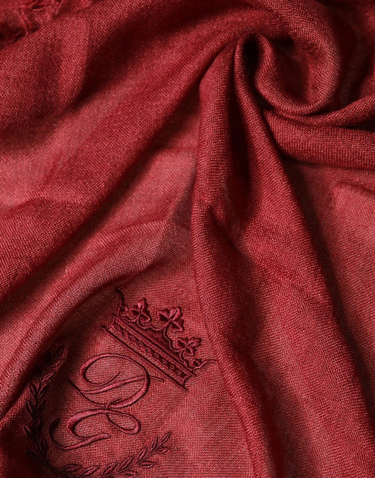 Dolce & Gabbana Red Cashmere Silk Fringe Wrap Foulard 200cm X 70cm Men's Scarf (Pre-Owned)