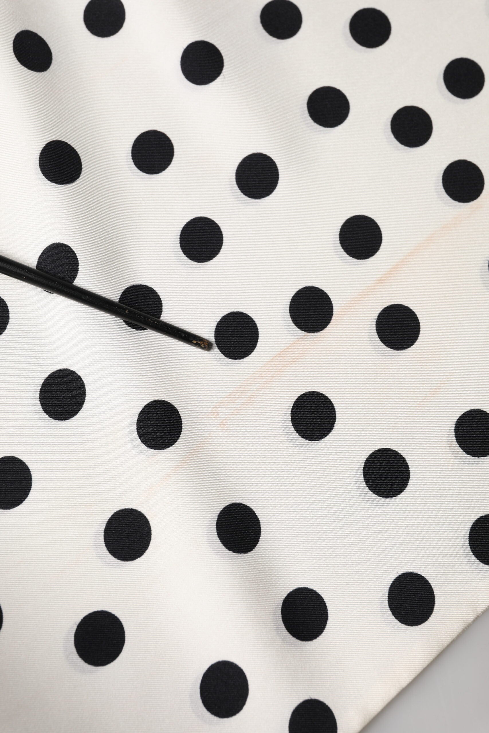 Dolce & Gabbana White Black Polka Dot Neck Wrap Foulard 165.5cmx32cm Men's Scarf (Pre-Owned)