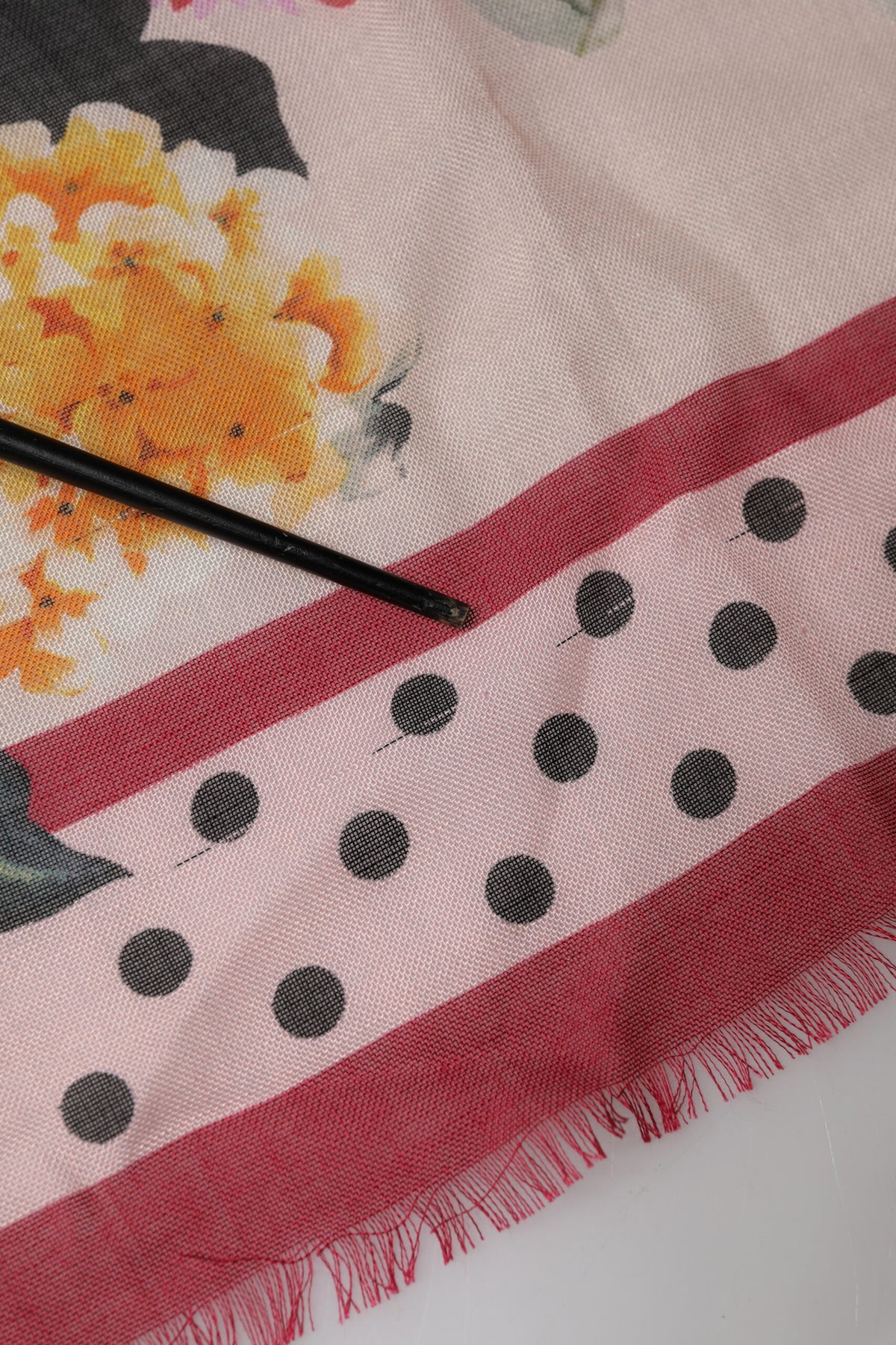 Dolce & Gabbana Multicolor Floral Print Square Stole 136cm x 130cm Women's Scarf (Pre-Owned)