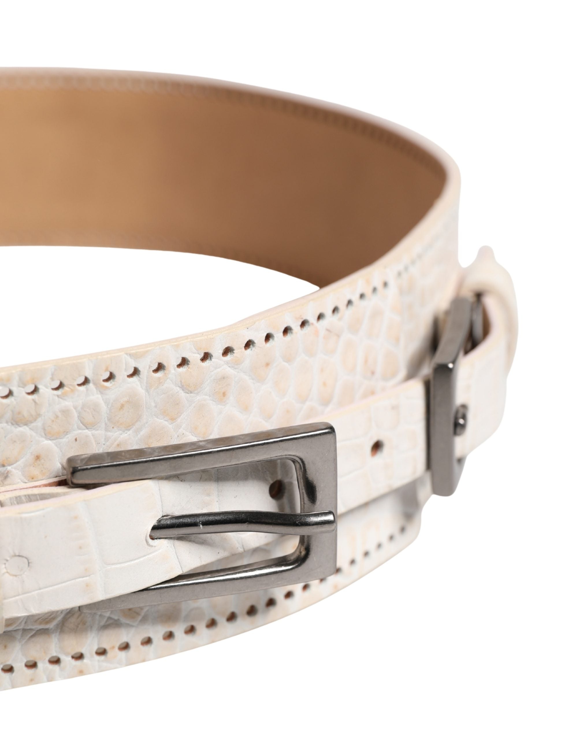 Scervino Street White Textured Leather Wide SilverMetal Buckle Women's Belt (Pre-Owned)