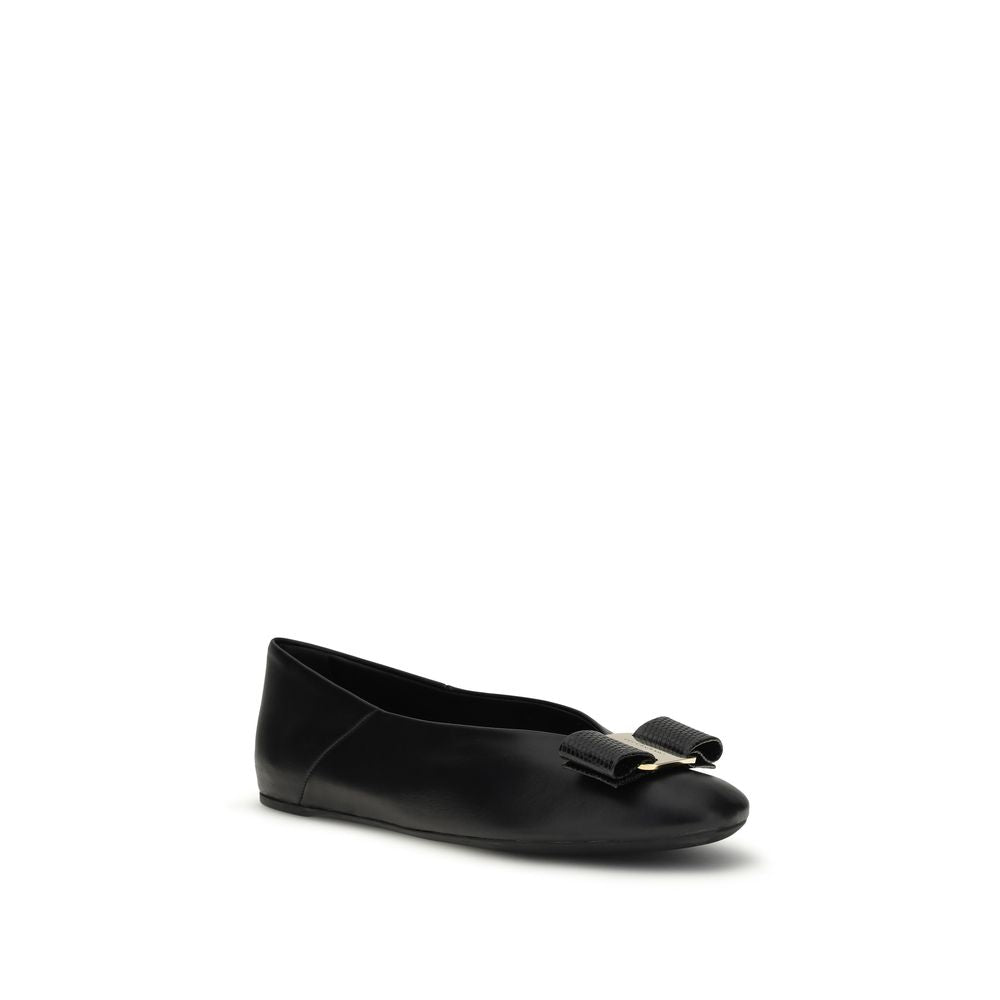 Ferragamo Black Calf Leather Bos Taurus Ballet Women's Flats