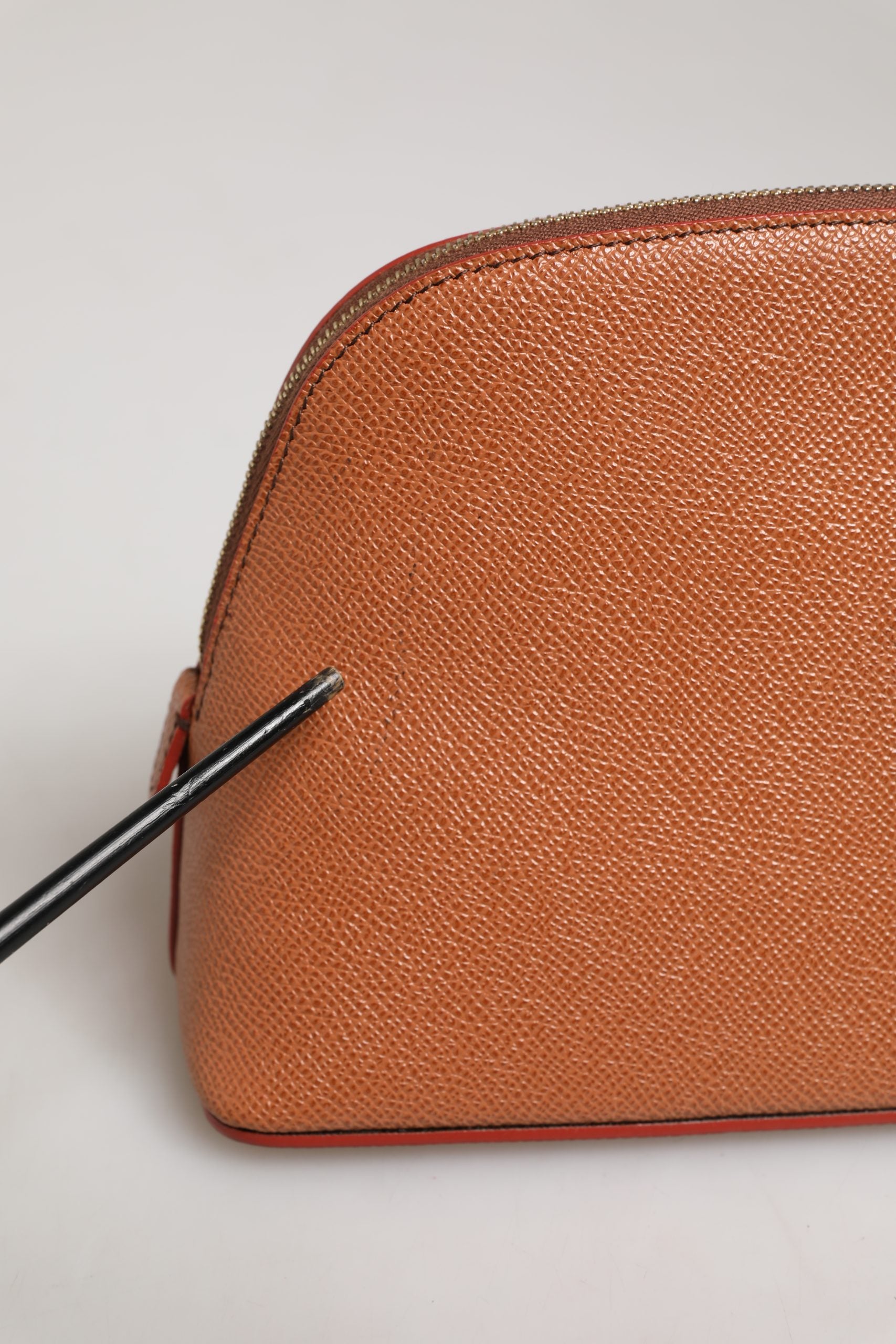 Dolce & Gabbana Orange Beige Leather DG Logo Zip Around Hand Purse Women's Wallet (Pre-Owned)