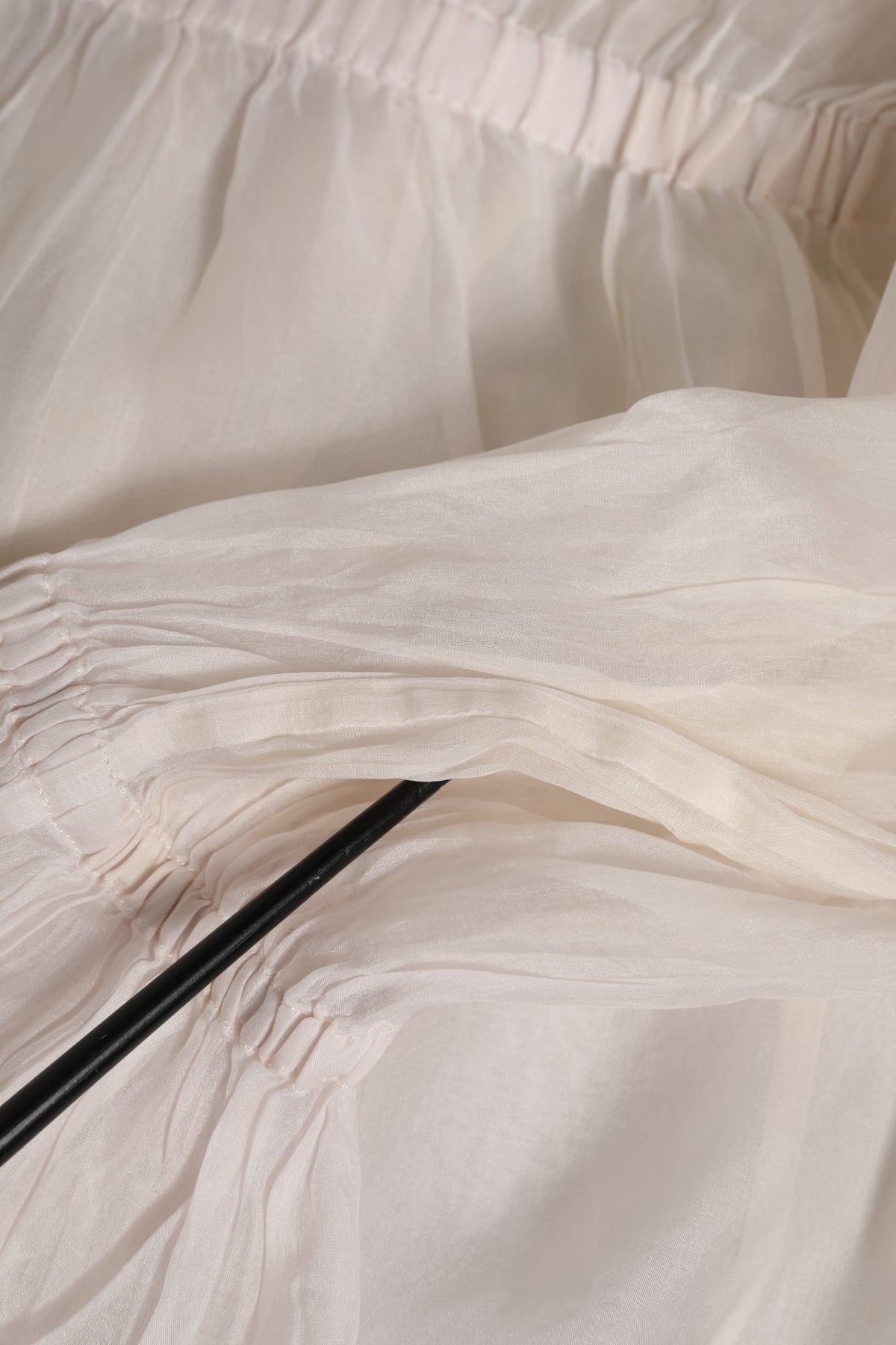 Dolce & Gabbana White Silk Cotton Ascot Collar Blouse Women's Top (Pre-Owned)