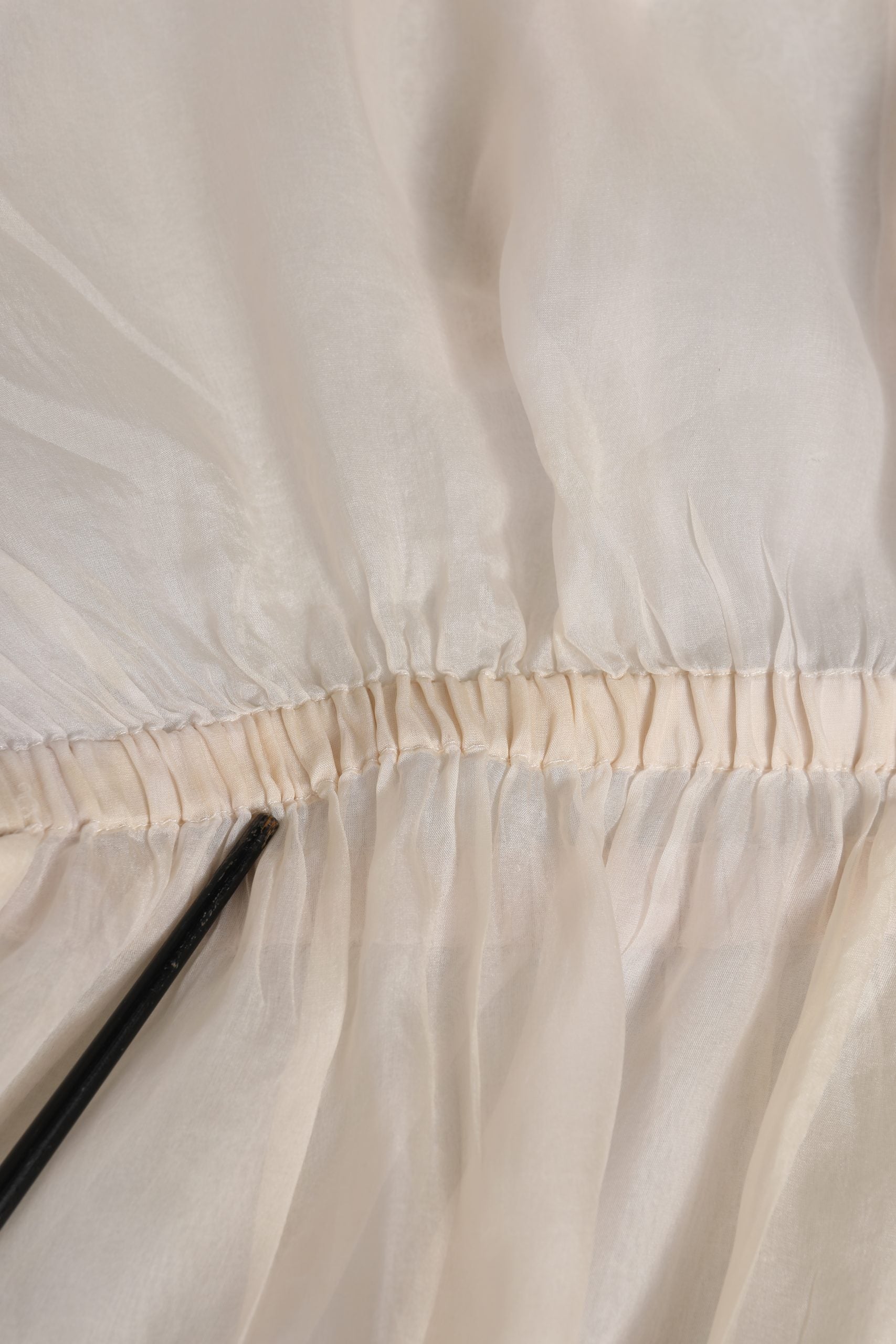 Dolce & Gabbana White Silk Cotton Ascot Collar Blouse Women's Top (Pre-Owned)