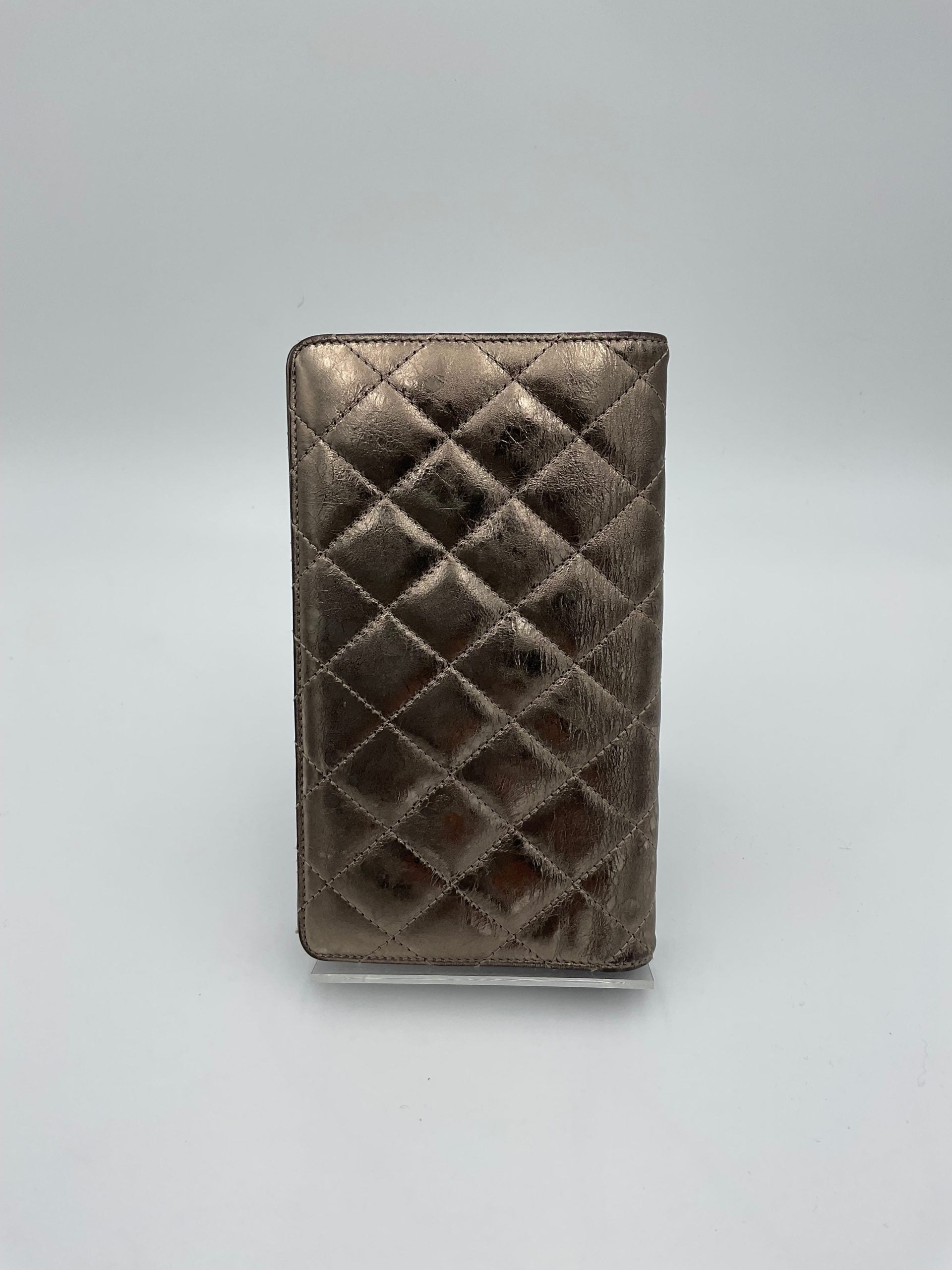 Chanel CHANEL Matèlassè Platinum Women's Wallet (Pre-Owned)