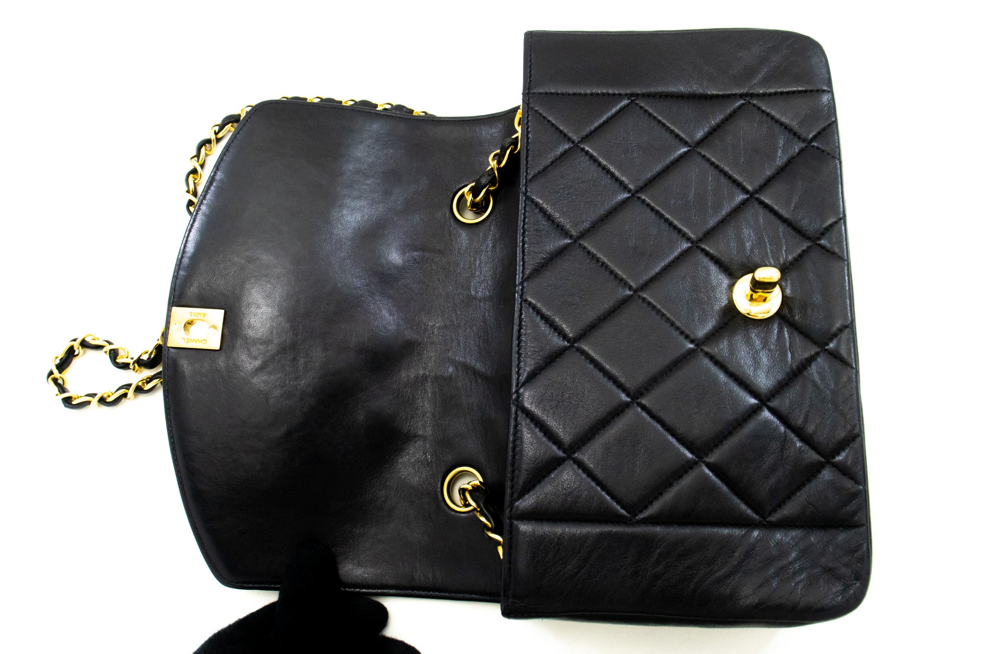 Chanel Diana Black Leather Shoulder Bag (Pre-Owned)
