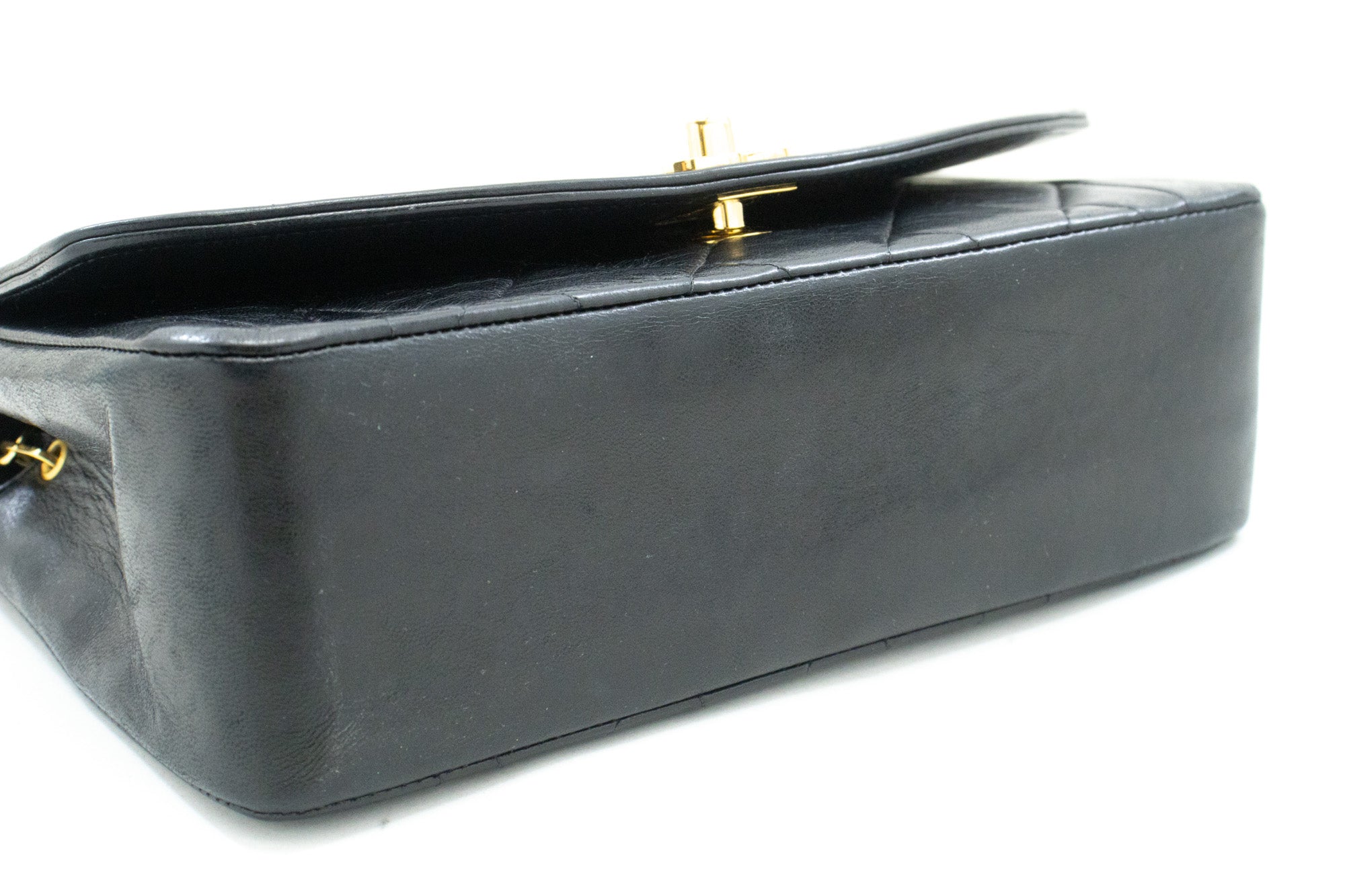 Chanel Diana Black Leather Shoulder Bag (Pre-Owned)