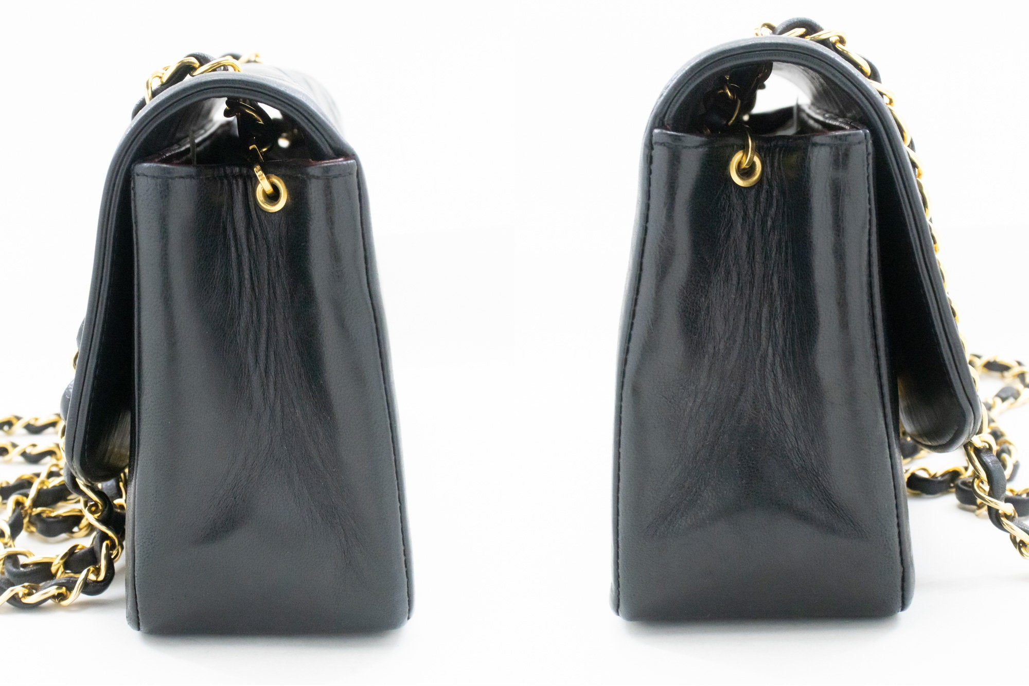 Chanel Diana Black Leather Shoulder Bag (Pre-Owned)