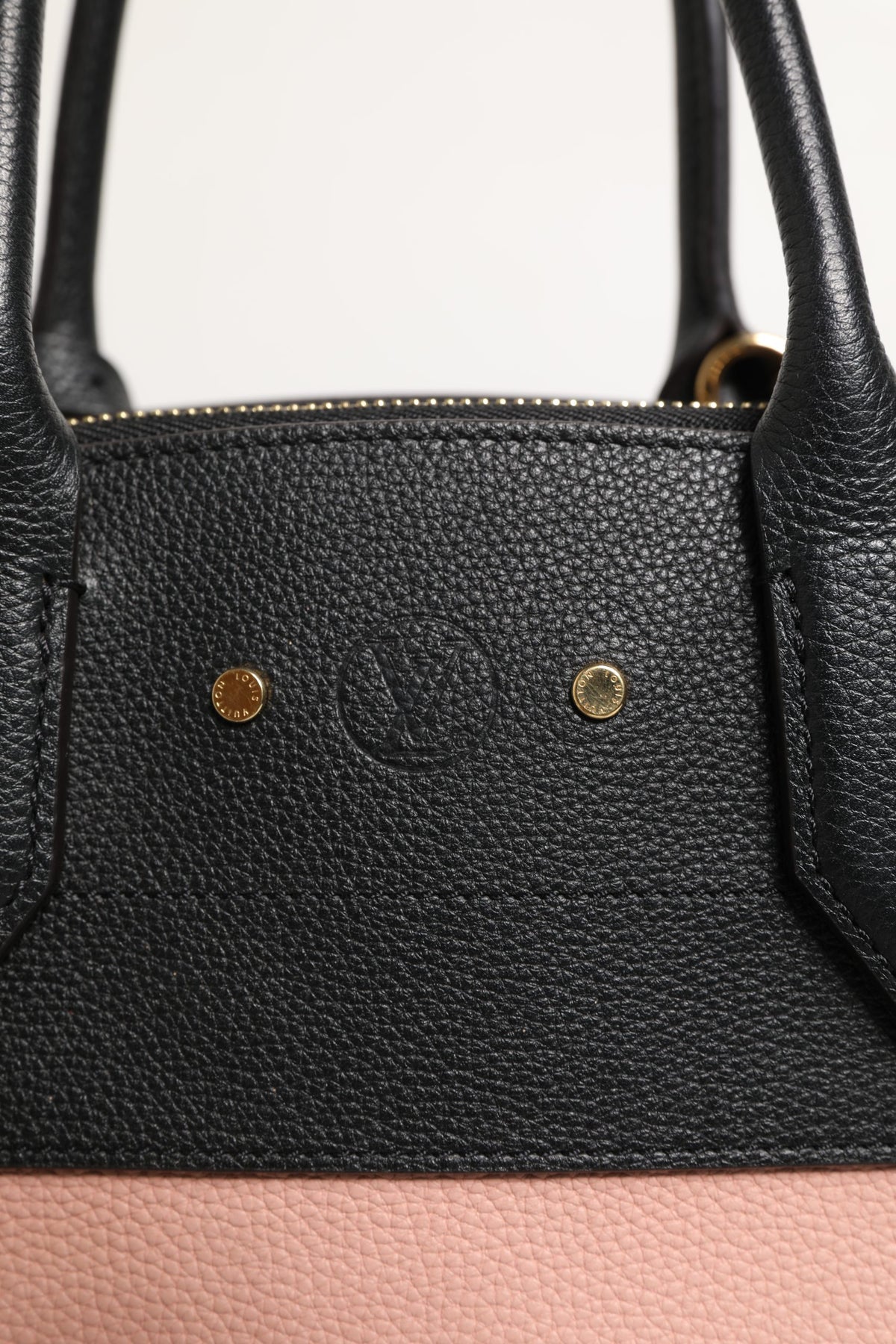 Louis Vuitton Pink and Black Leather City Steamer Leather Women's Handbag (Pre-Owned)