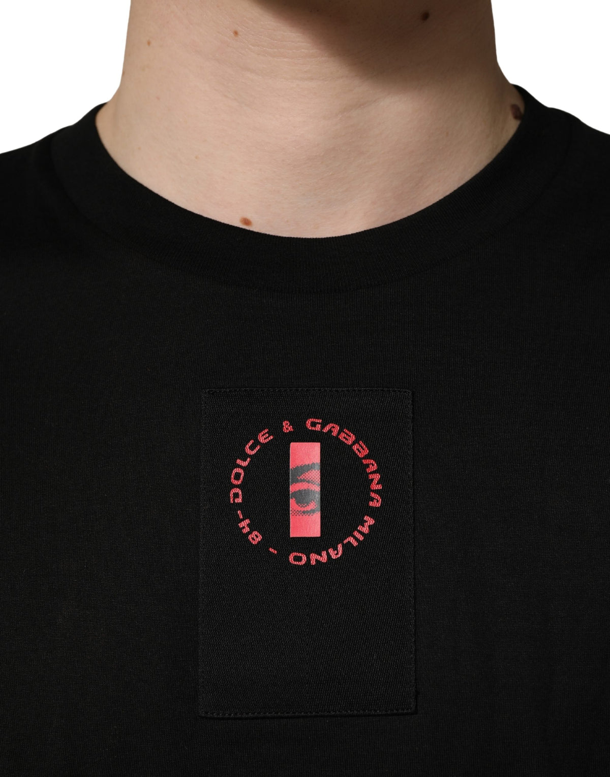 Dolce & Gabbana Black Cotton Jersey Logo Patch Crew Neck Men's T-shirt