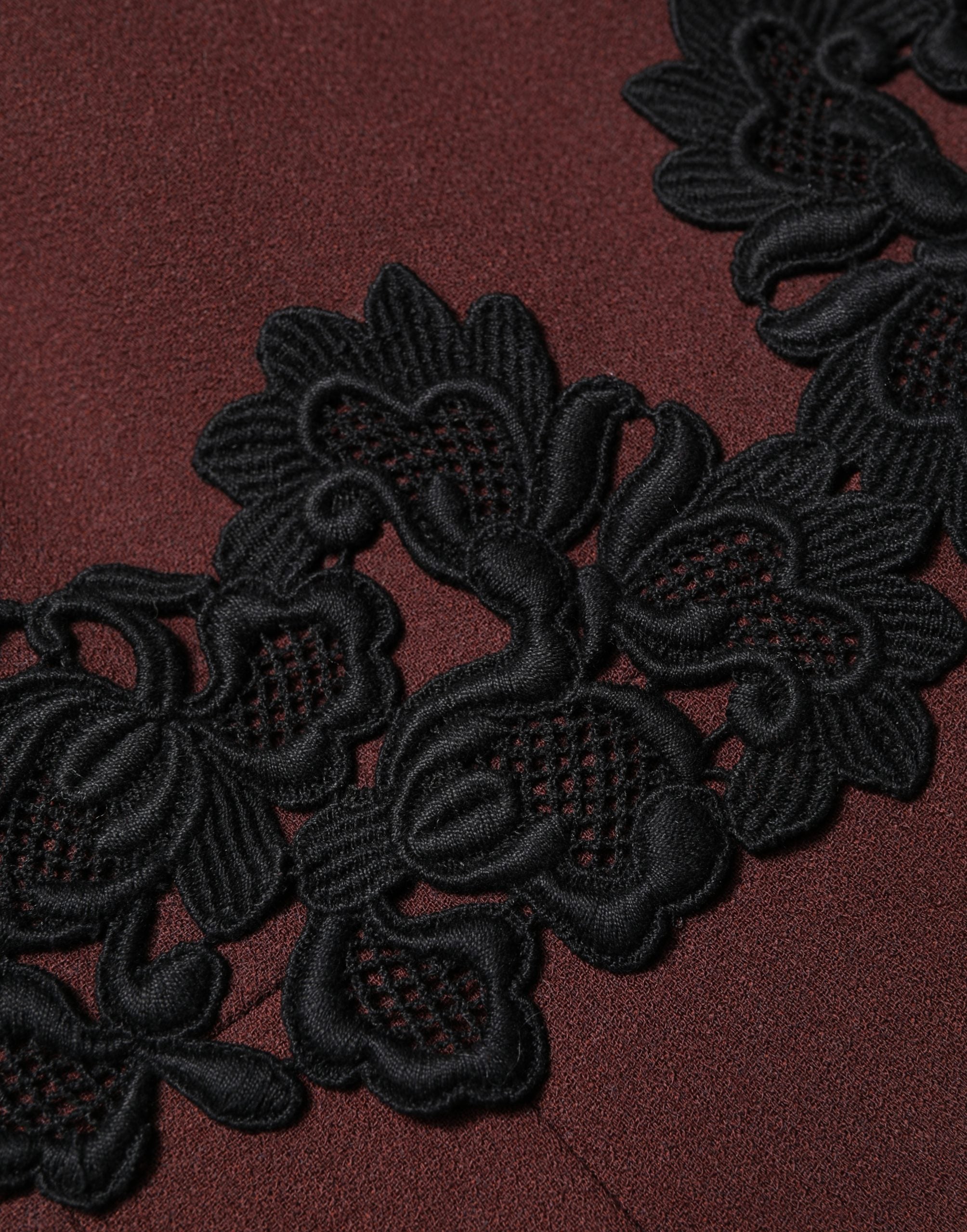 Dolce & Gabbana Maroon Lace Sleeveless Knee Length Women's Dress