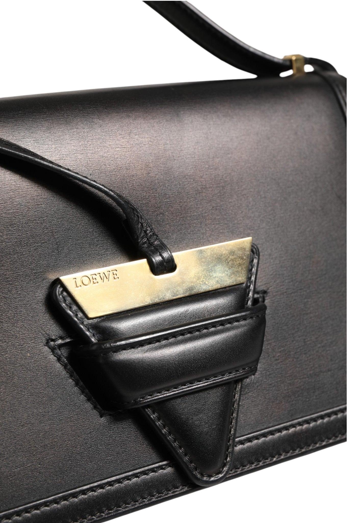 Loewe Barcelona Medium Leather Shoulder Women's Bag (Pre-Owned)