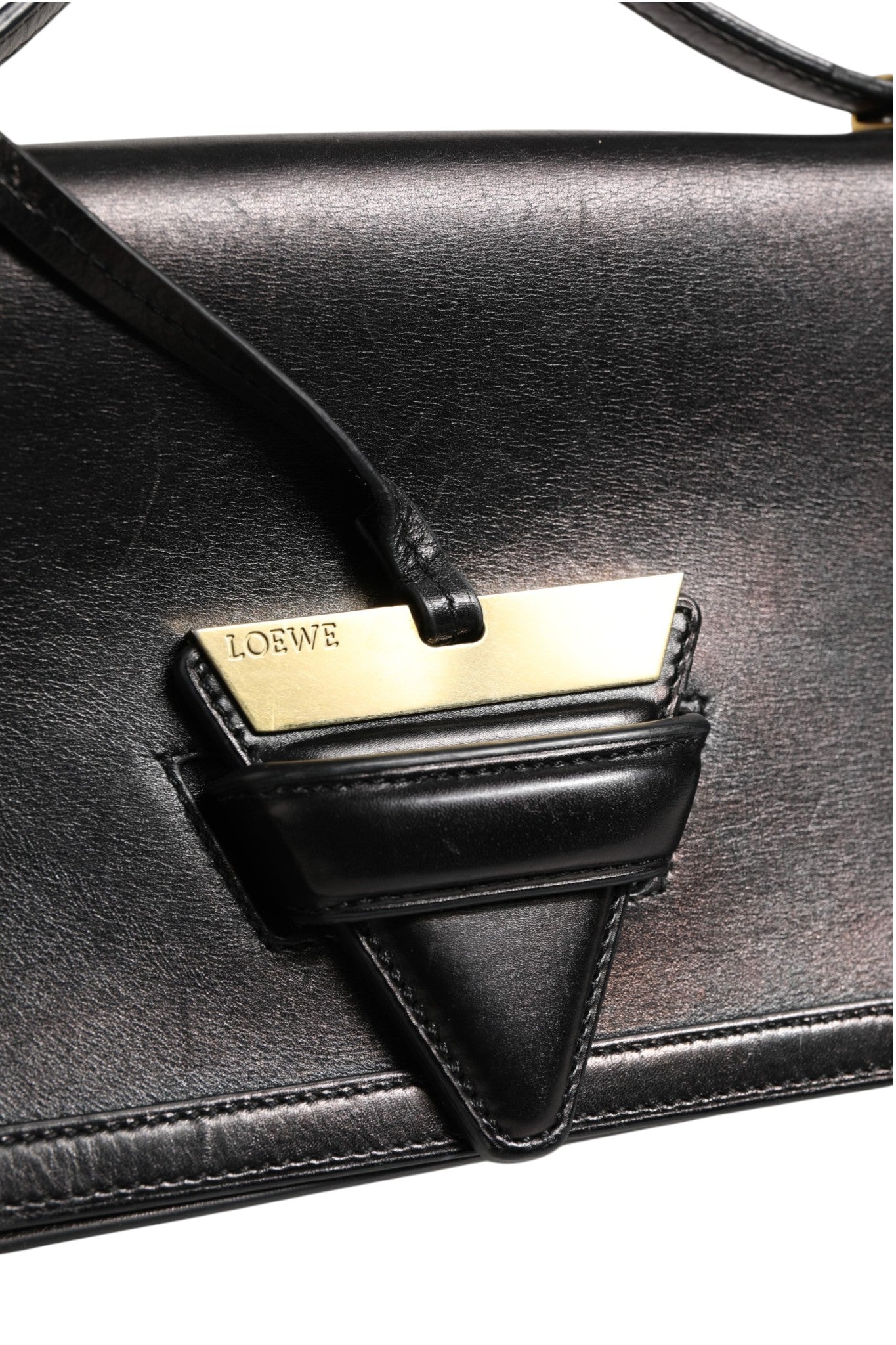 Loewe Barcelona Medium Leather Shoulder Women's Bag (Pre-Owned)