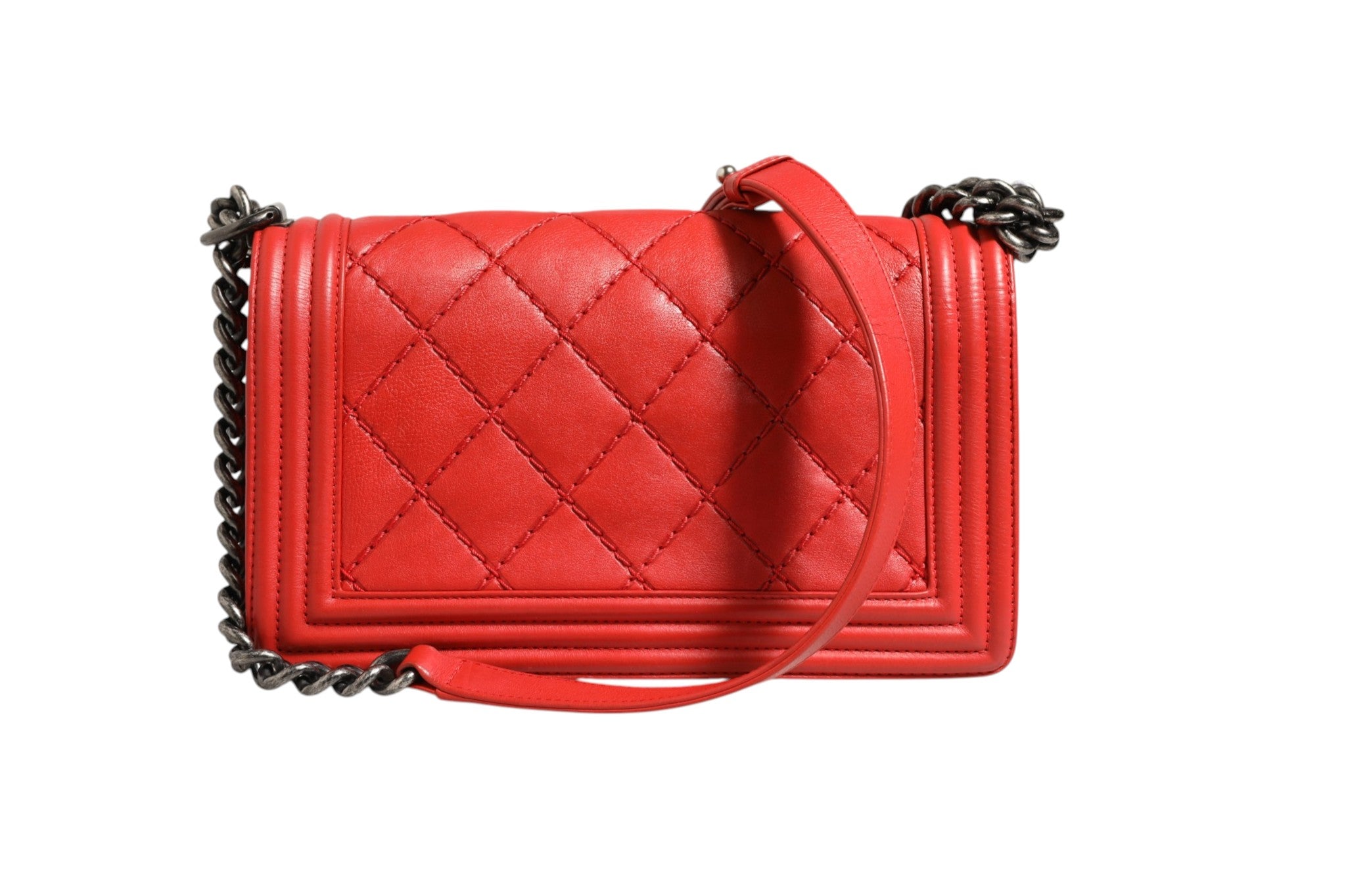Chanel Red Diamond Stitch Calfskin Leather New Medium Boy Women's Bag (Pre-Owned)