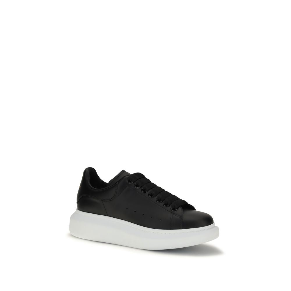 Alexander McQueen Black Calf Leather Bos Taurus Platform Women's Sneakers