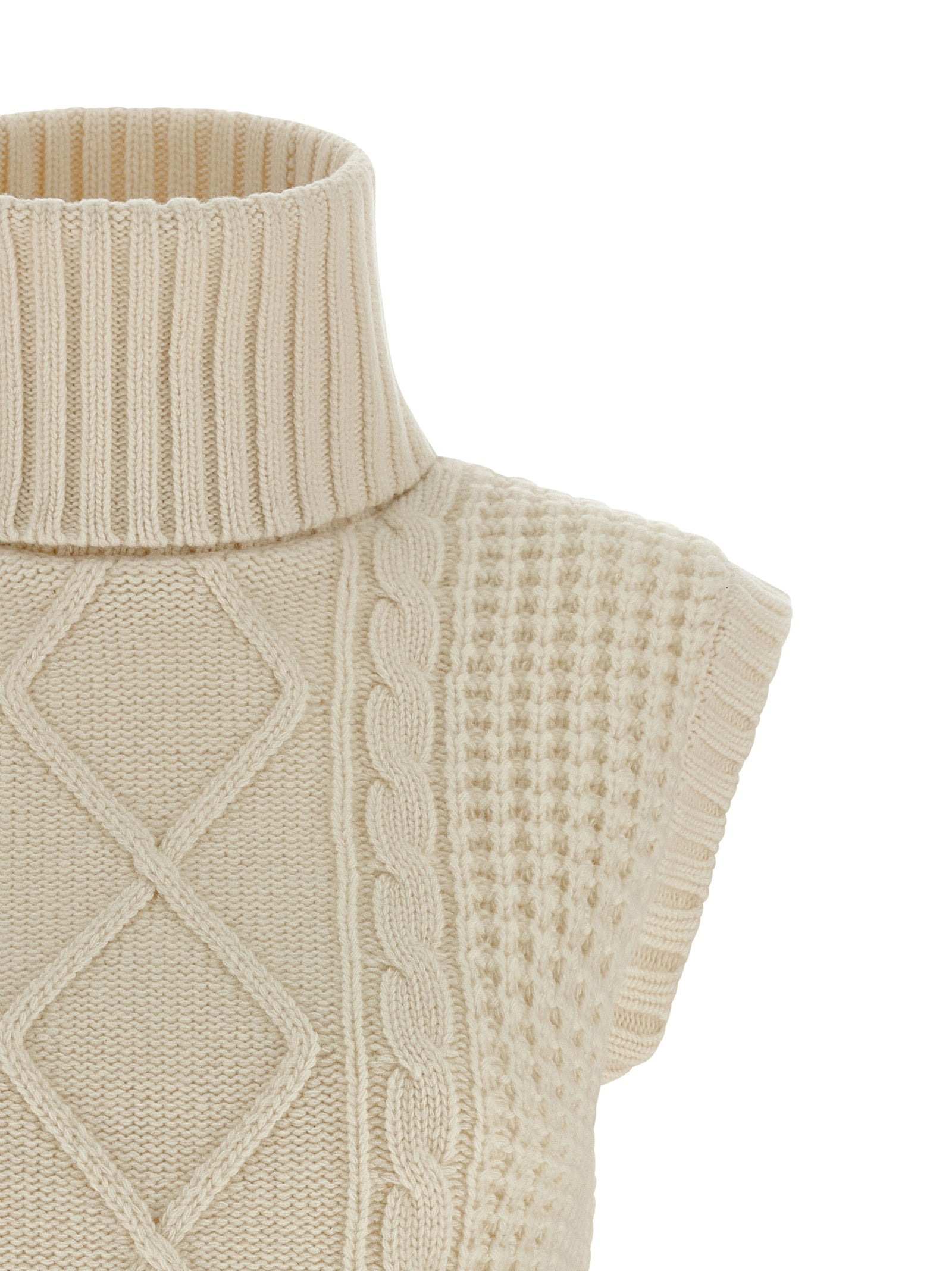 PERFECT MOMENT White Merino Wool Sleeveless Women's Jacket
