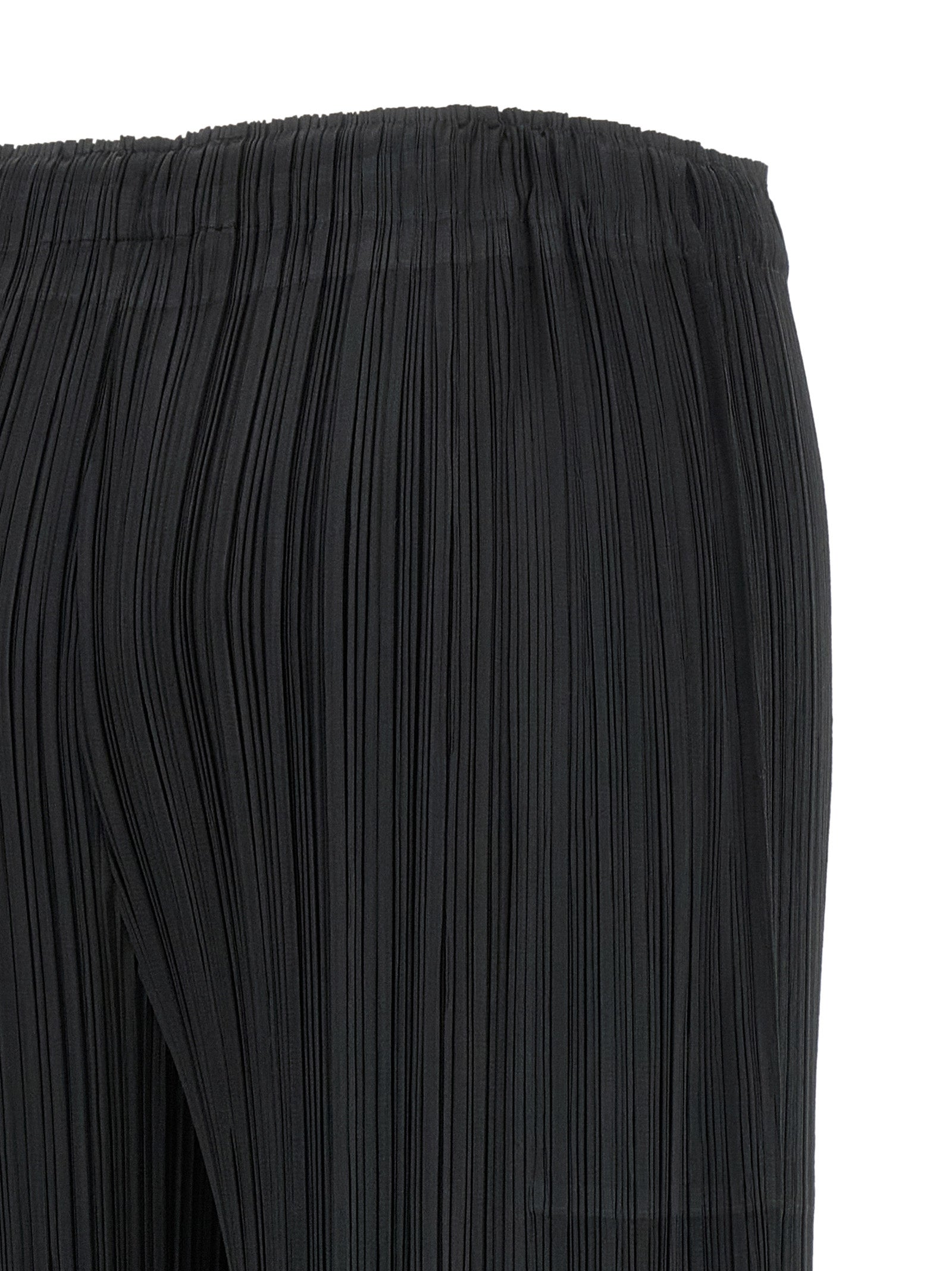 PLEATS PLEASE ISSEY MIYAKE Black Polyester Casual Women's Pants
